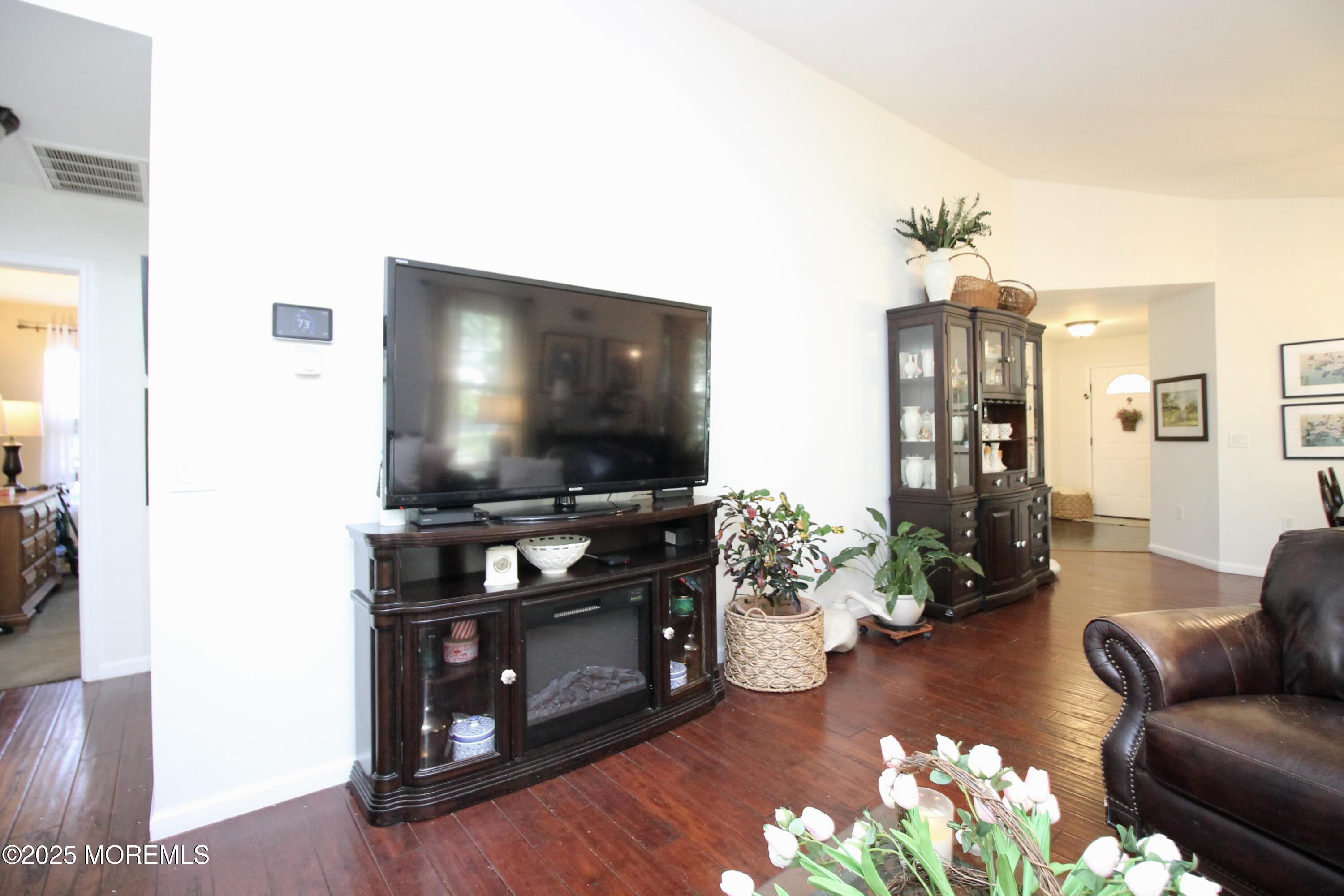 2 Winding River Road, Lakewood, New Jersey image 20