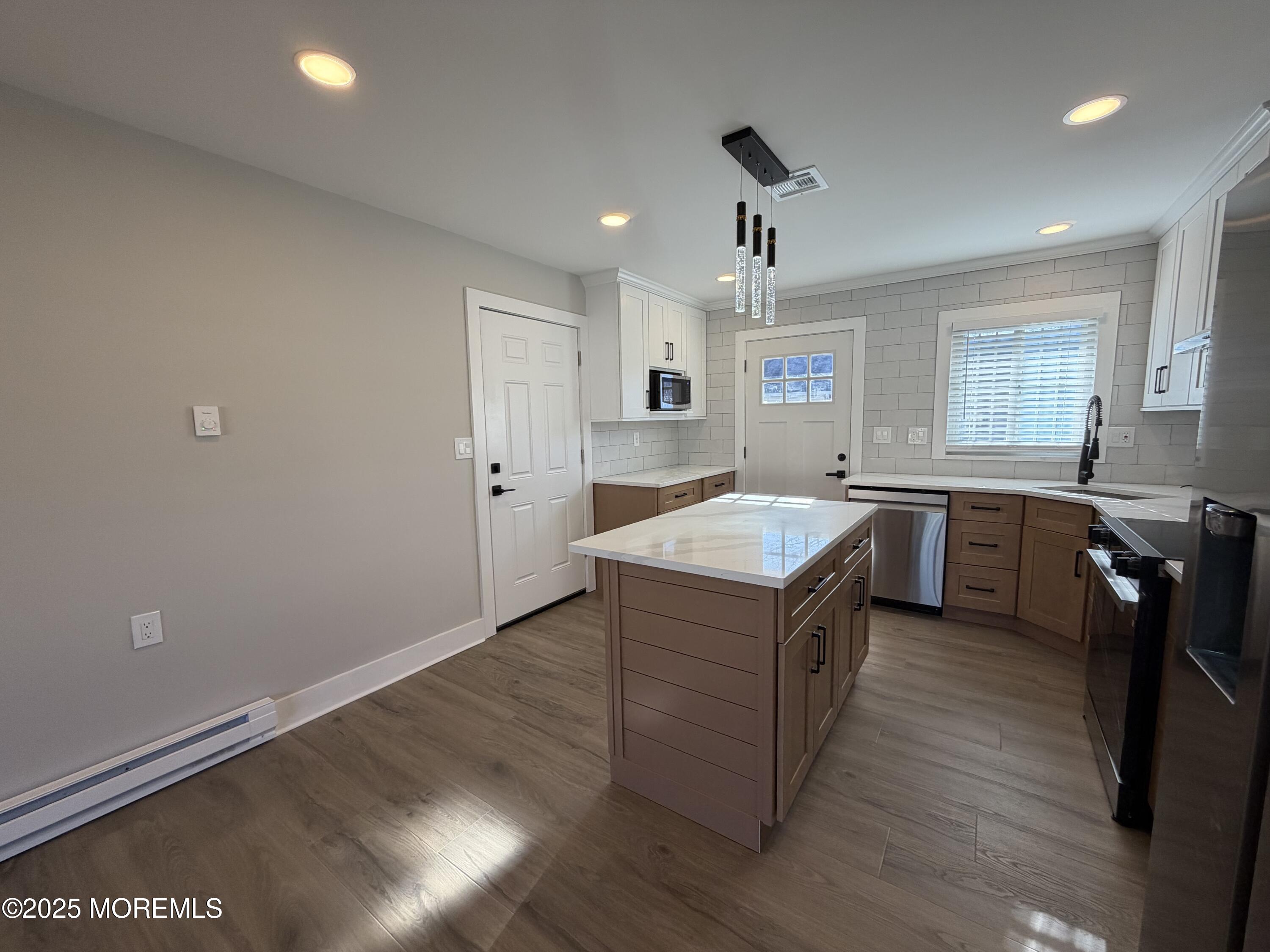 833b Inverness Court B