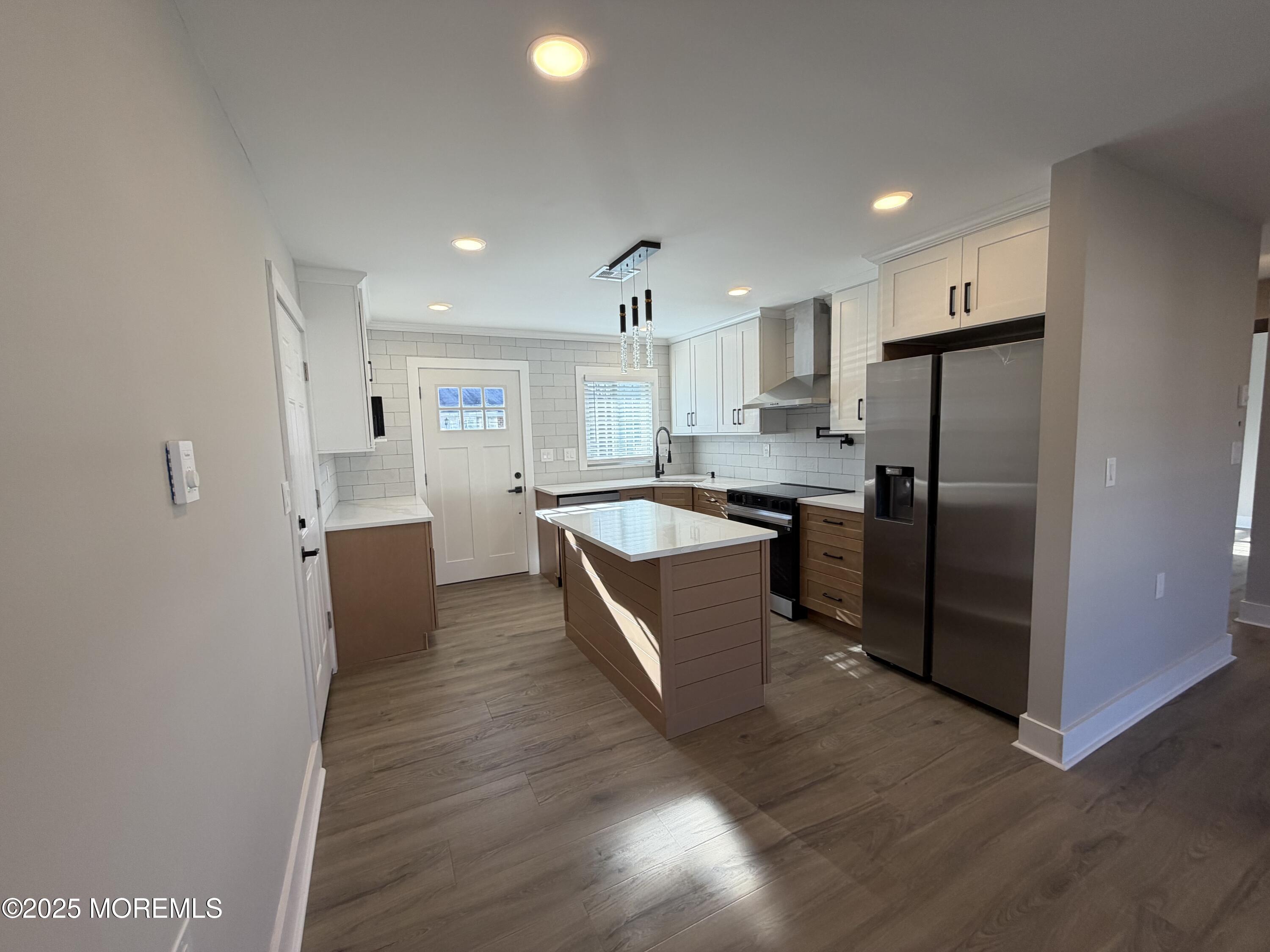 833b Inverness Court B