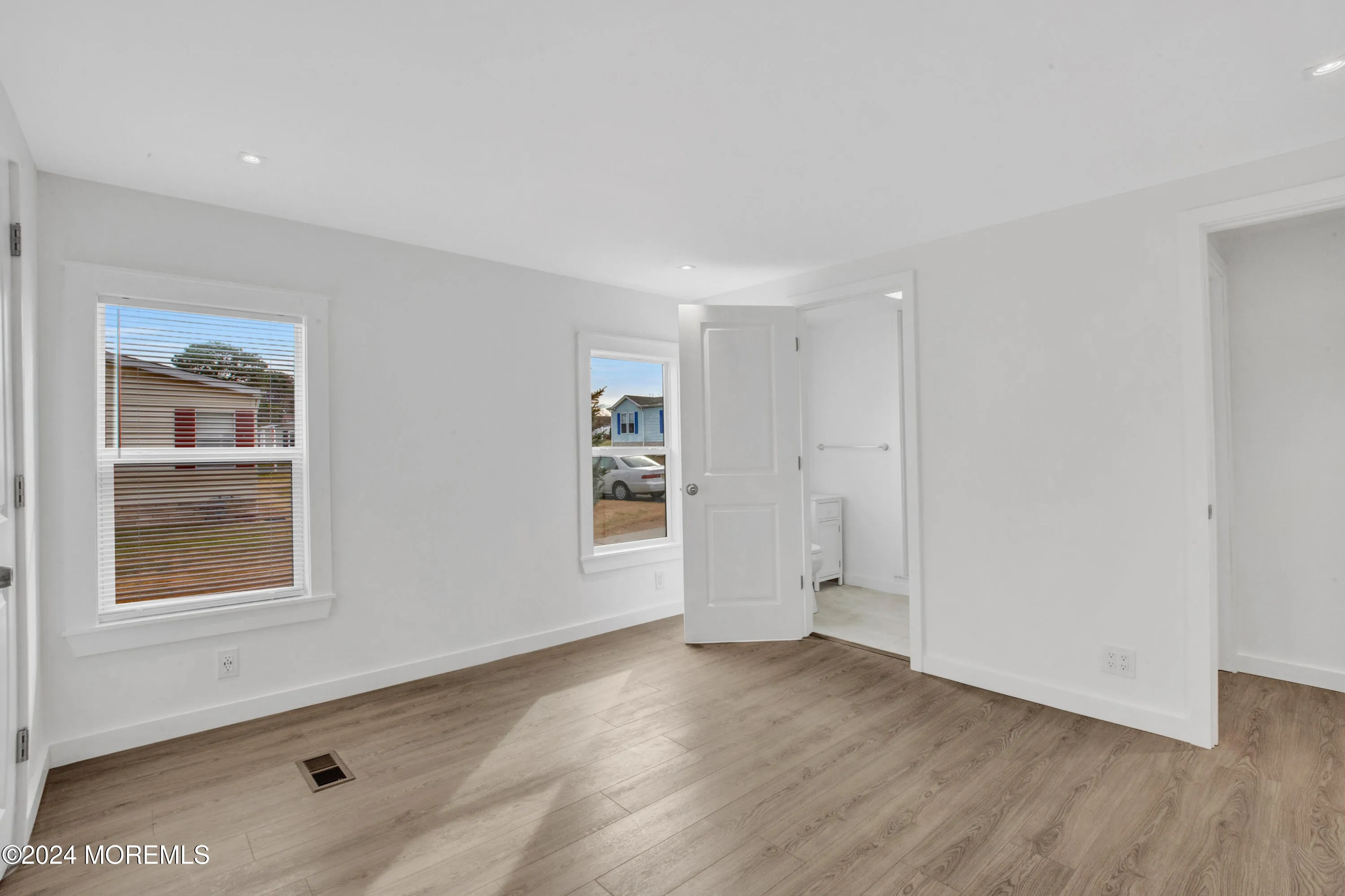 Whiting, New Jersey 08759, United States, 2 Bedrooms Bedrooms, ,2 BathroomsBathrooms,Residential,Active,27790