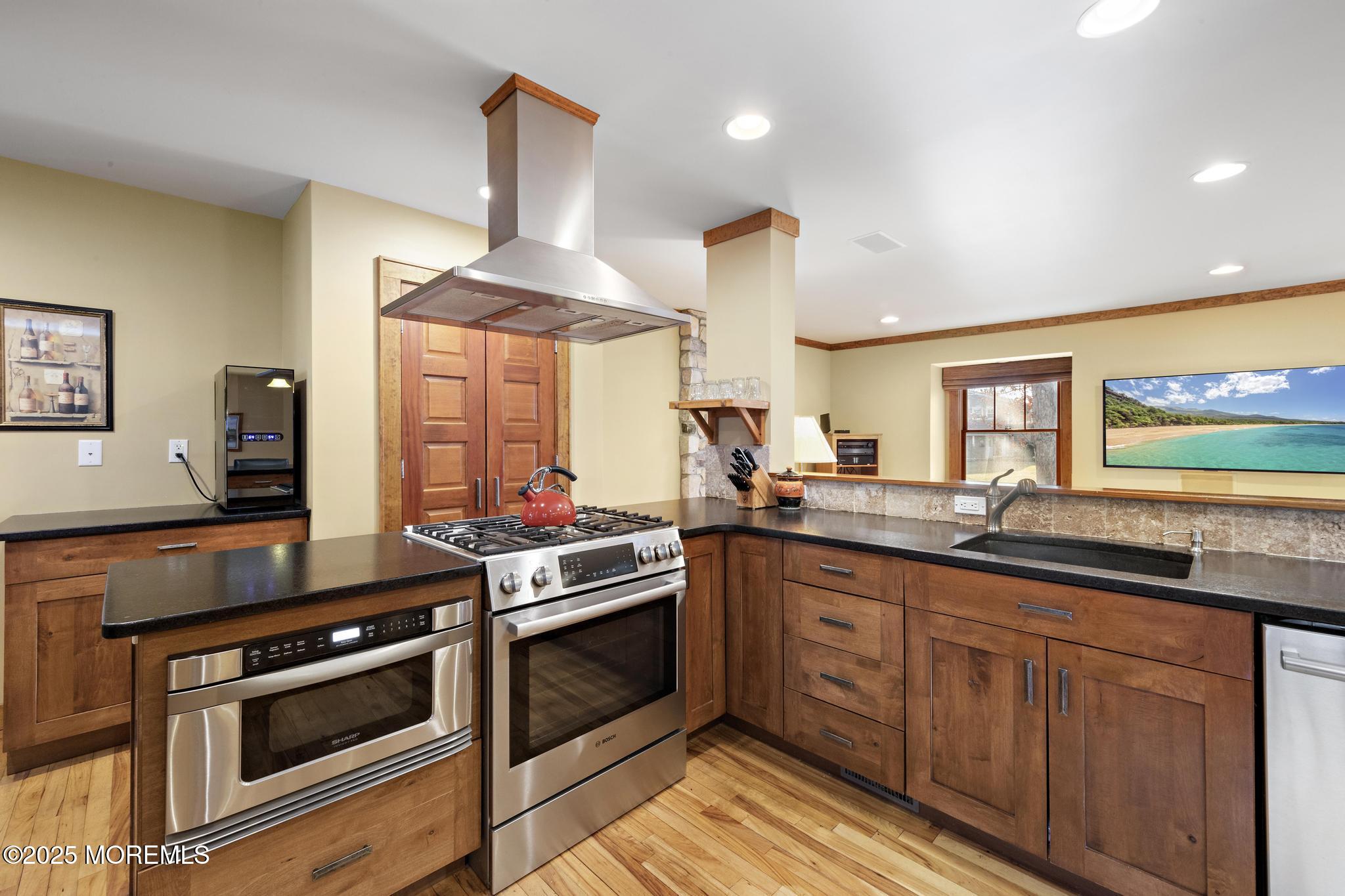 25 Majestic Avenue, Lincroft, New Jersey image 18