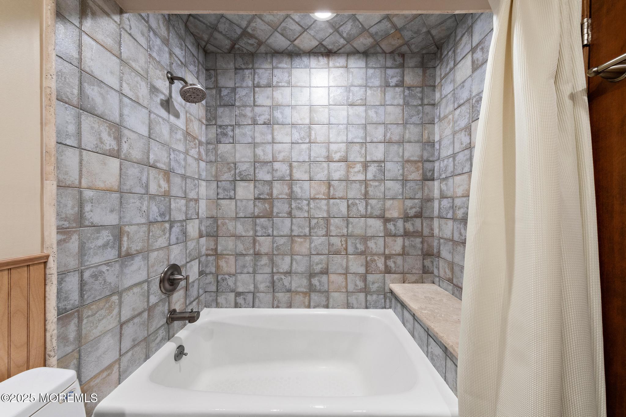 25 Majestic Avenue, Lincroft, New Jersey image 30