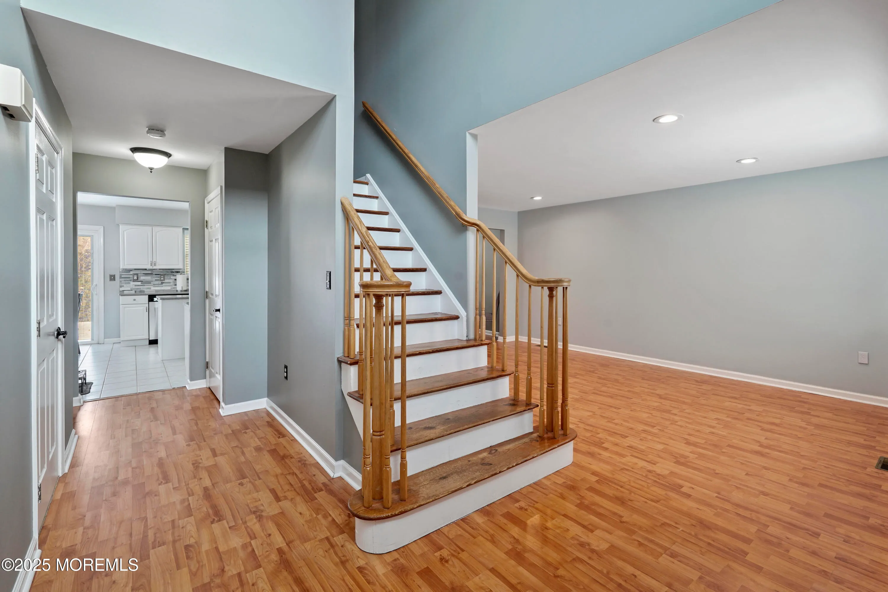 Howell, New Jersey 07731, United States, 4 Bedrooms Bedrooms, ,3 BathroomsBathrooms,Residential,Pending,15688