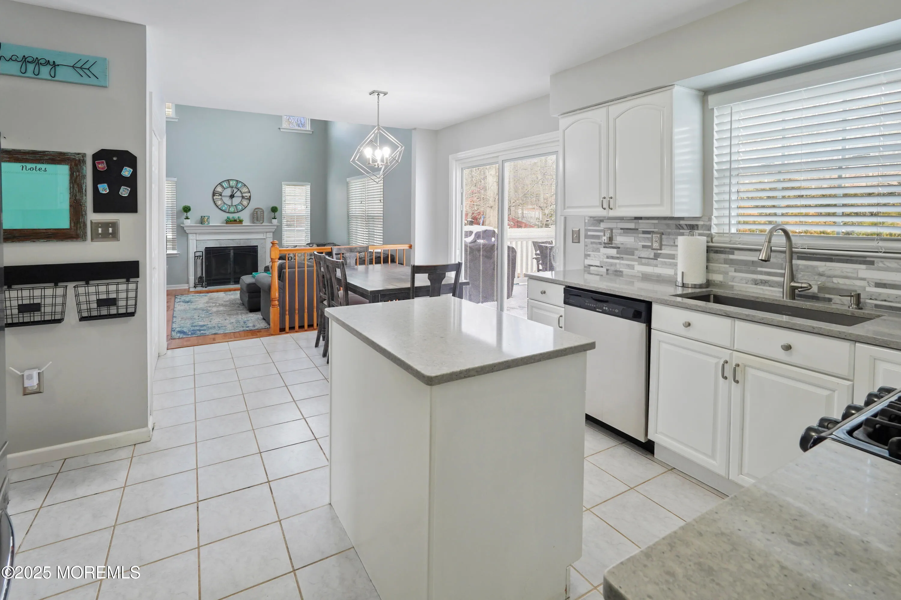 Howell, New Jersey 07731, United States, 4 Bedrooms Bedrooms, ,3 BathroomsBathrooms,Residential,Pending,15688