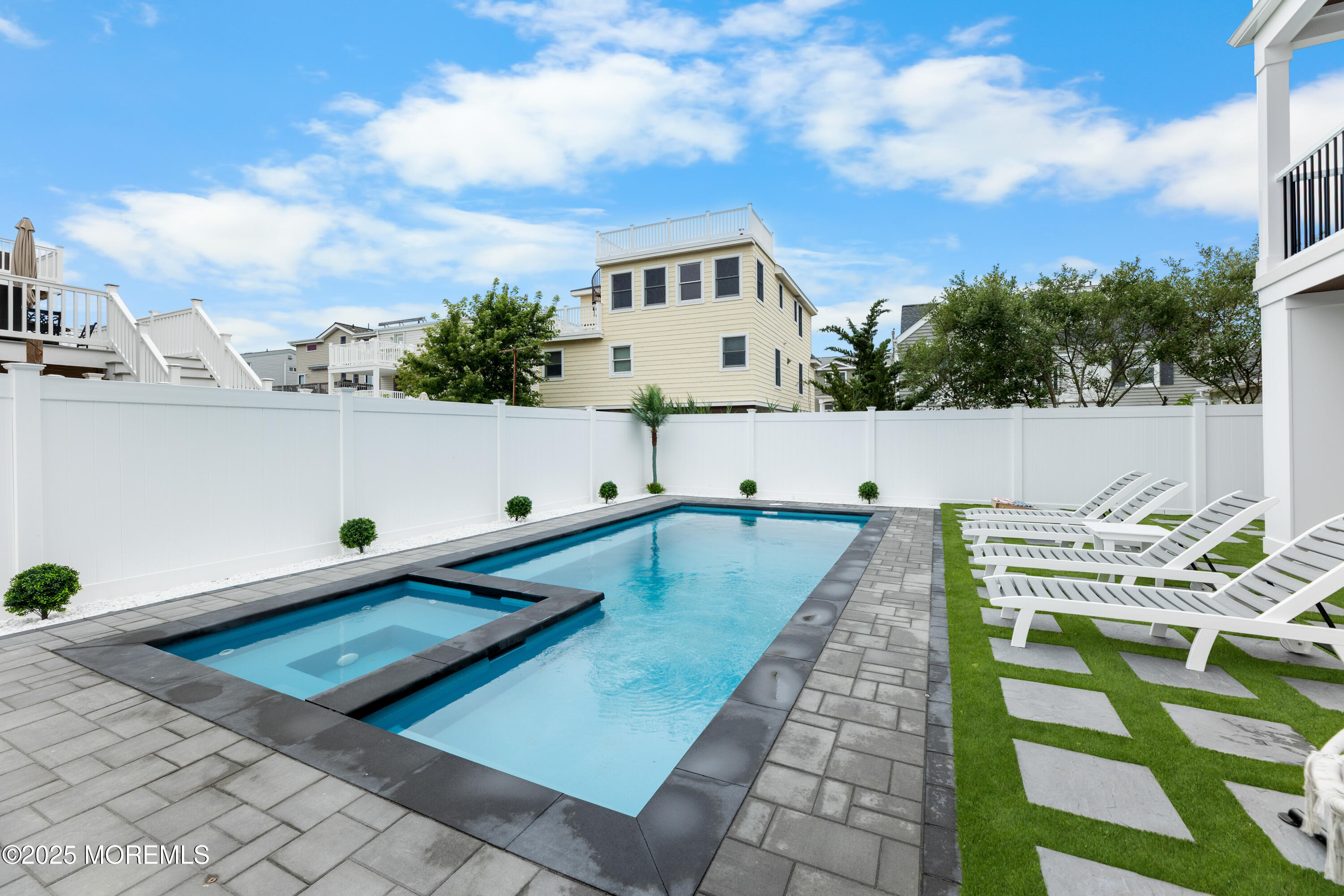 Long Beach Twp, New Jersey, 08008, United States, 6 Bedrooms Bedrooms, ,7 BathroomsBathrooms,Residential,Active,2036372
