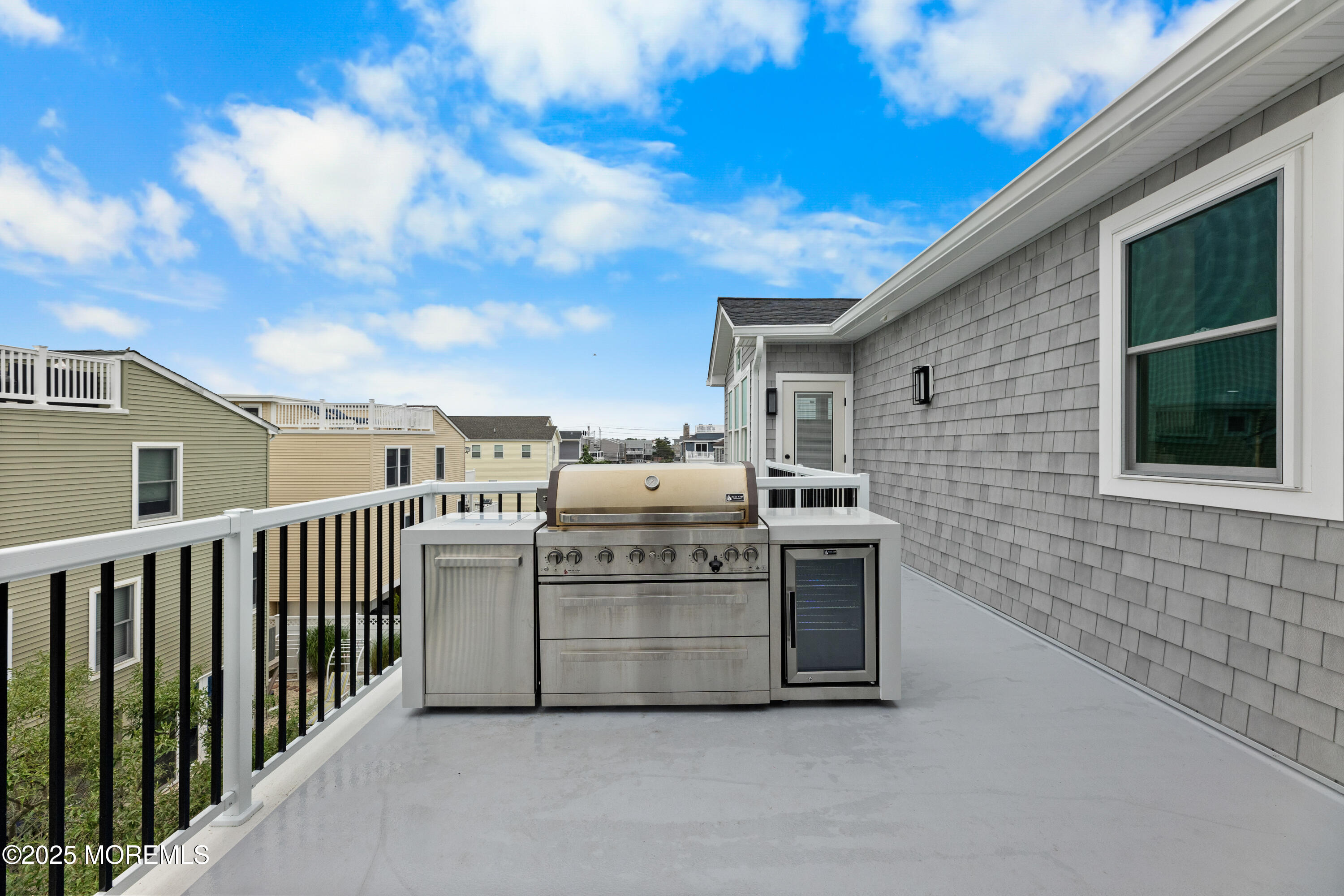 Long Beach Twp, New Jersey, 08008, United States, 6 Bedrooms Bedrooms, ,7 BathroomsBathrooms,Residential,Active,2036372