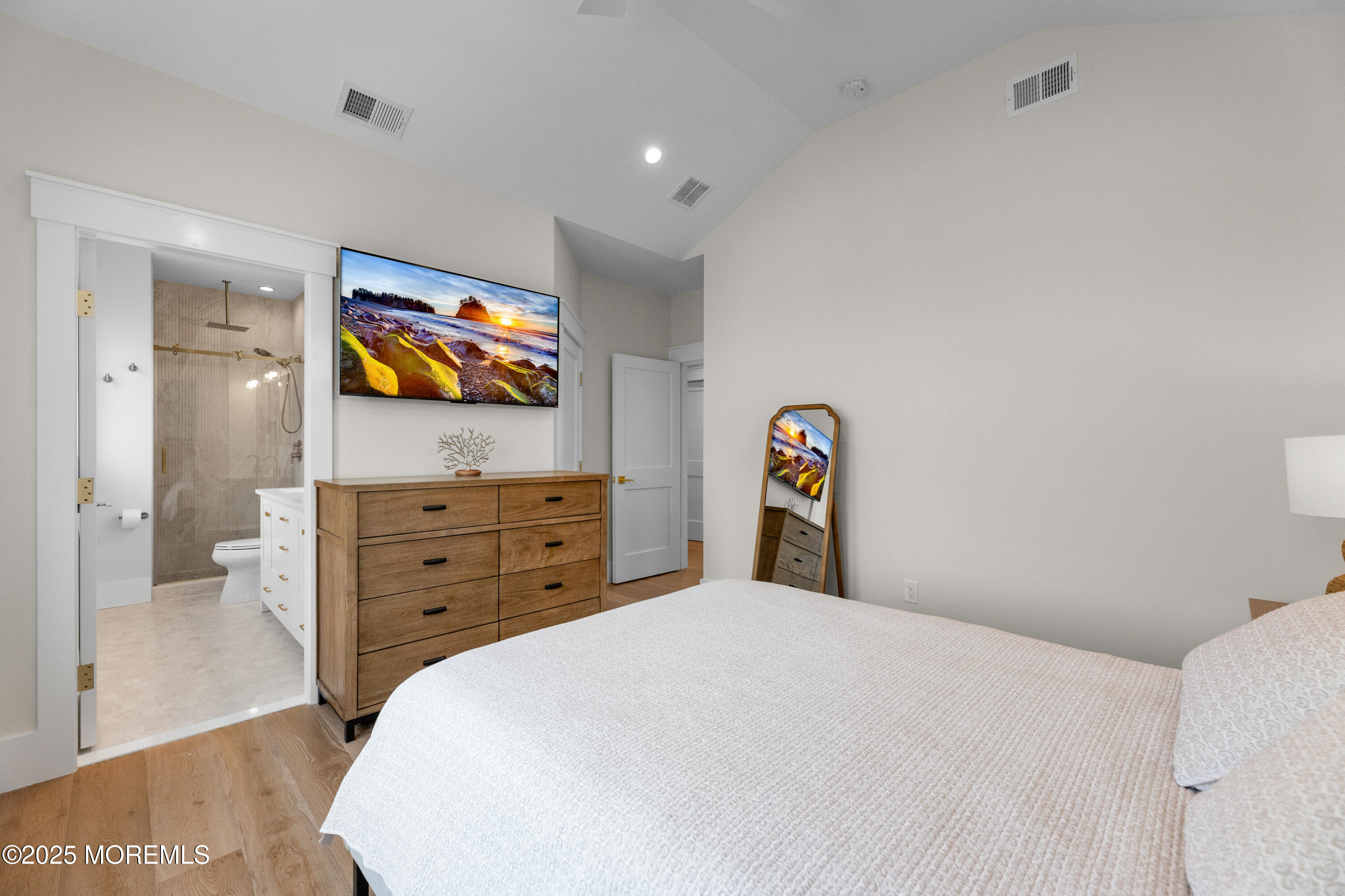 Long Beach Twp, New Jersey, 08008, United States, 6 Bedrooms Bedrooms, ,7 BathroomsBathrooms,Residential,Active,2036372