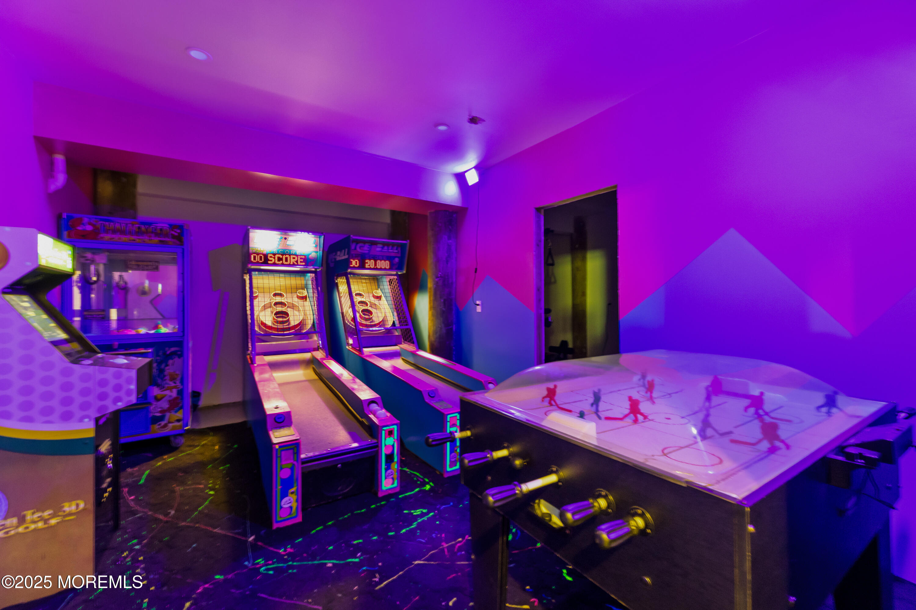 Long Beach Twp, New Jersey, 08008, United States, 6 Bedrooms Bedrooms, ,7 BathroomsBathrooms,Residential,Active,2036372