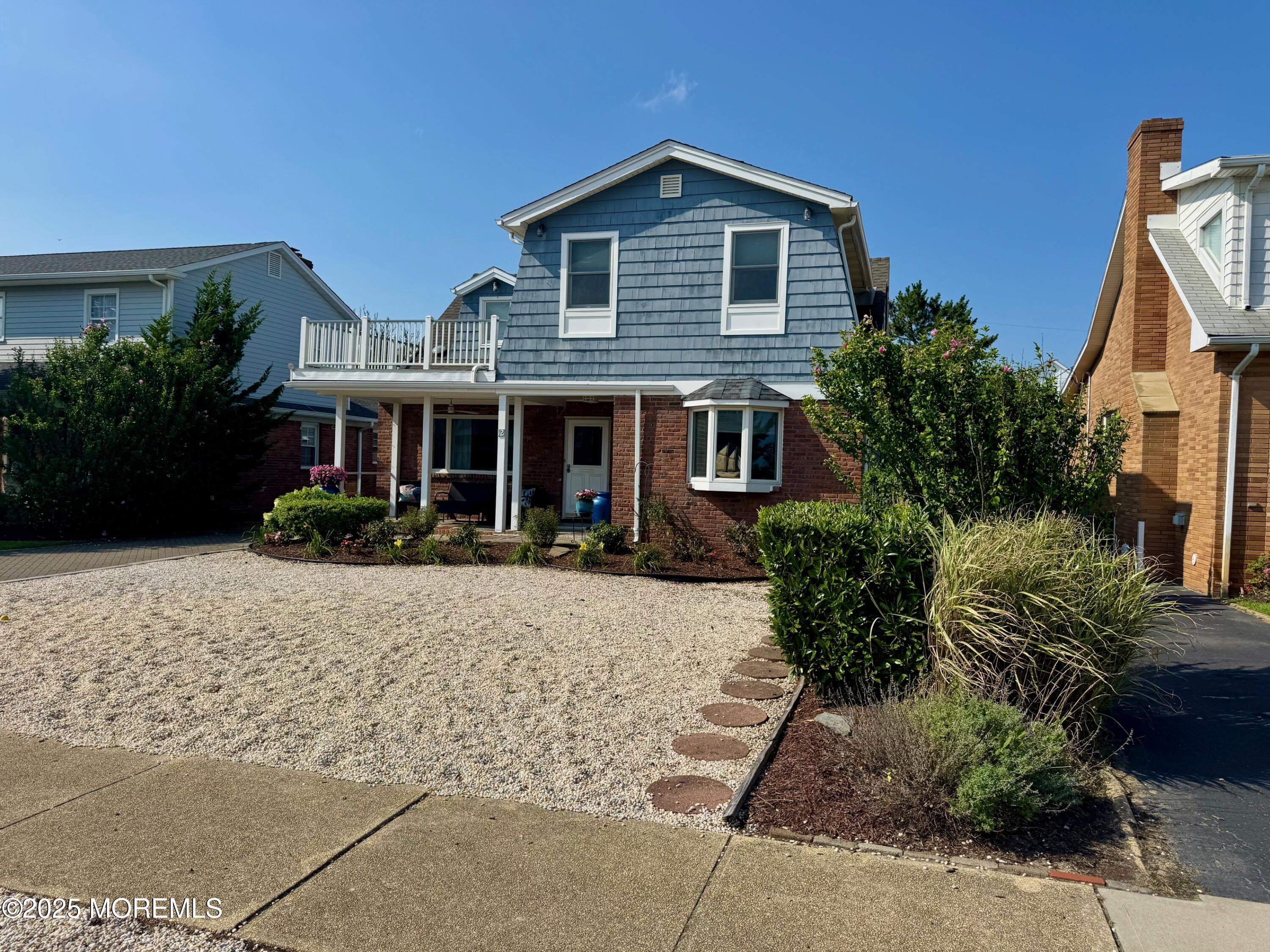 12 York Avenue