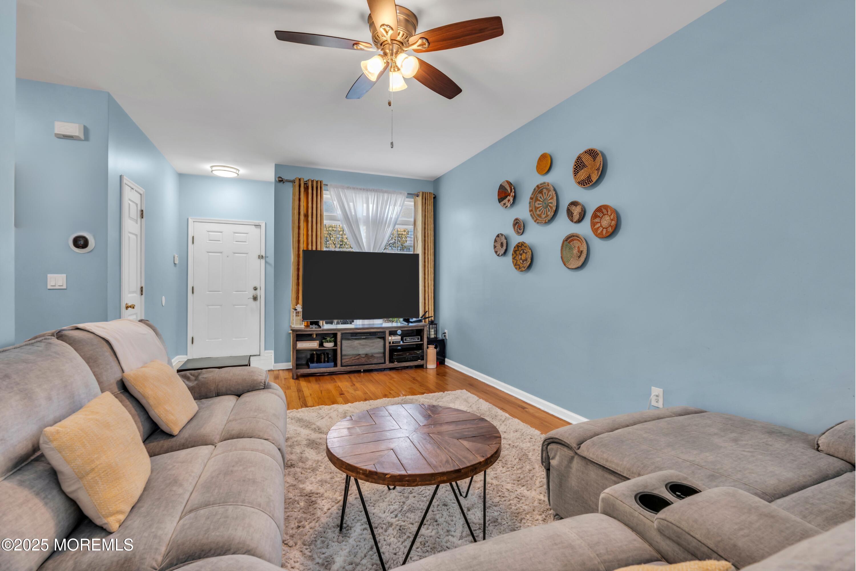30 Frost Lane, East Windsor, New Jersey image 11