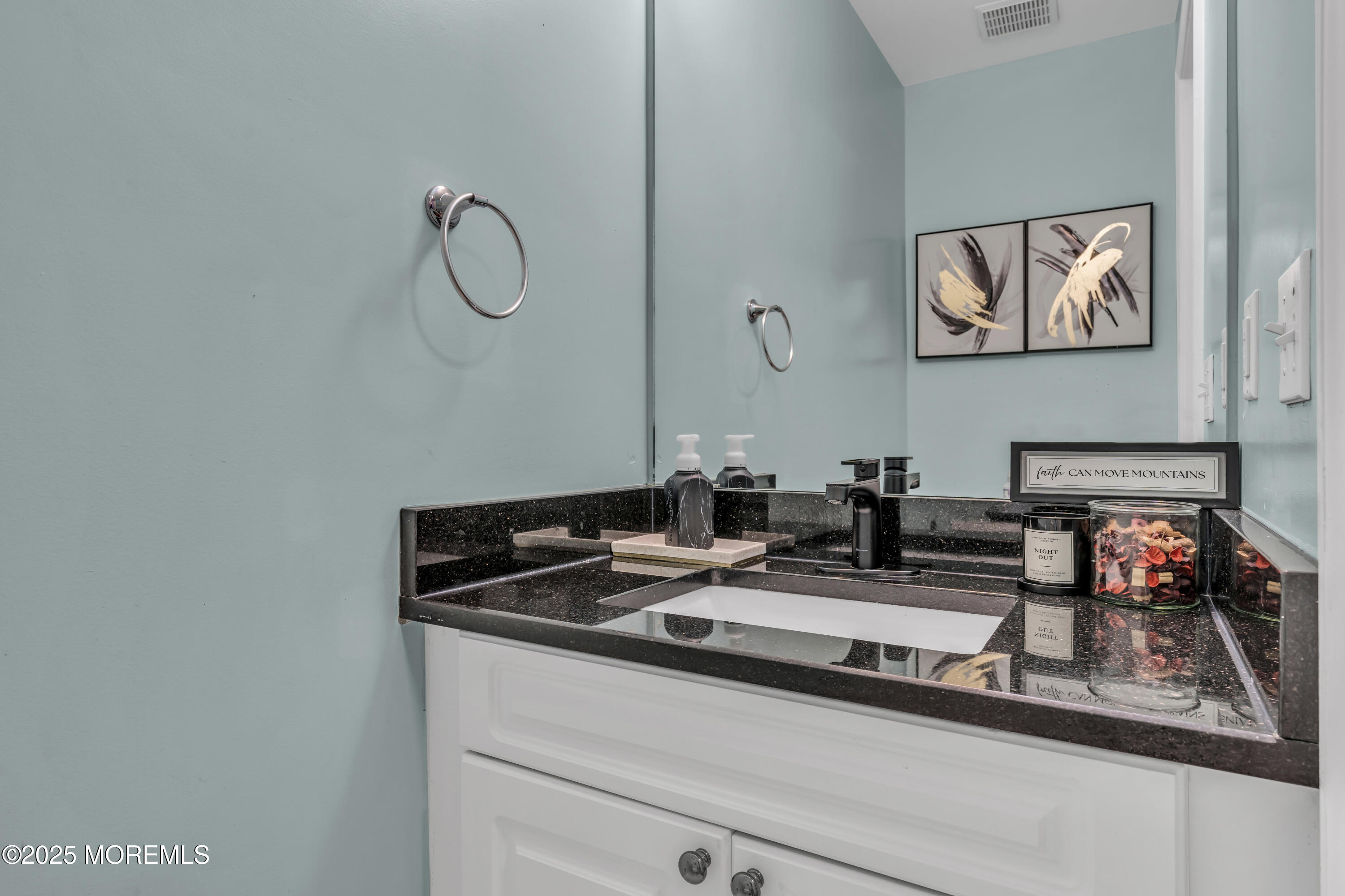 30 Frost Lane, East Windsor, New Jersey image 21