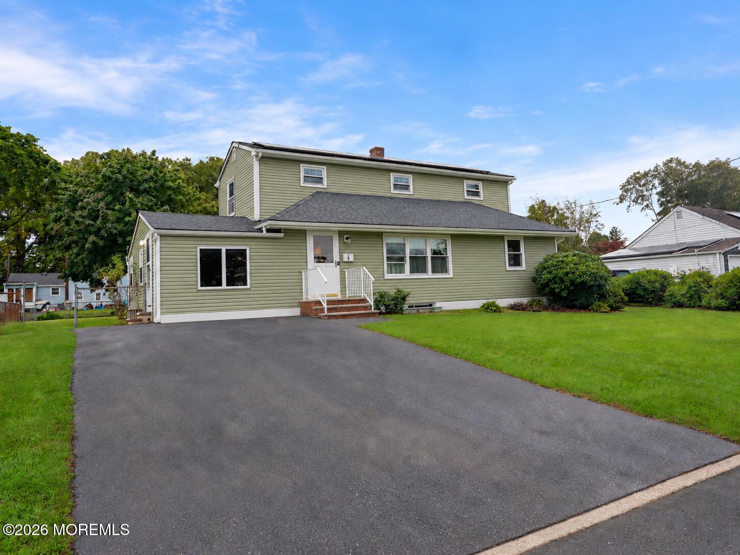6 Lind Drive