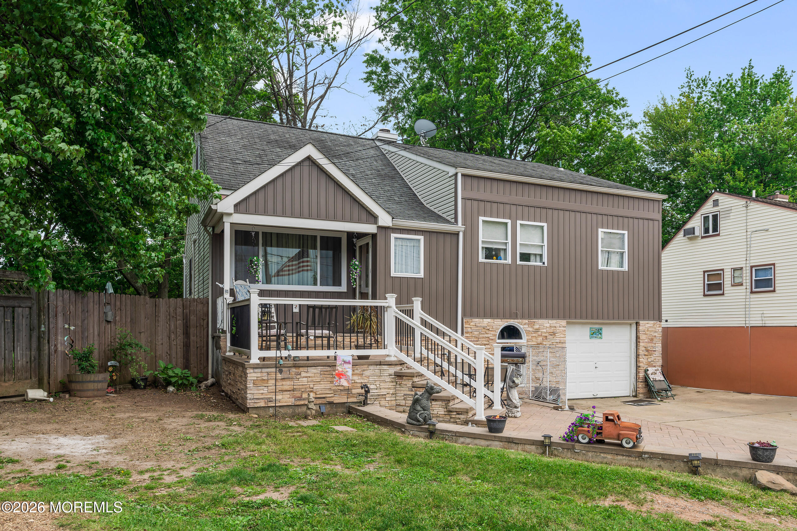 251 Arlington Drive