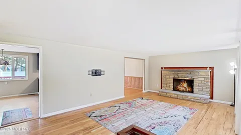 MLS: 22503364