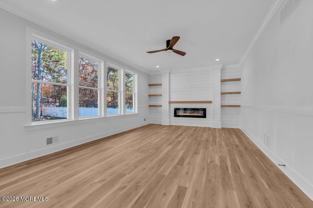 541 Princess Court