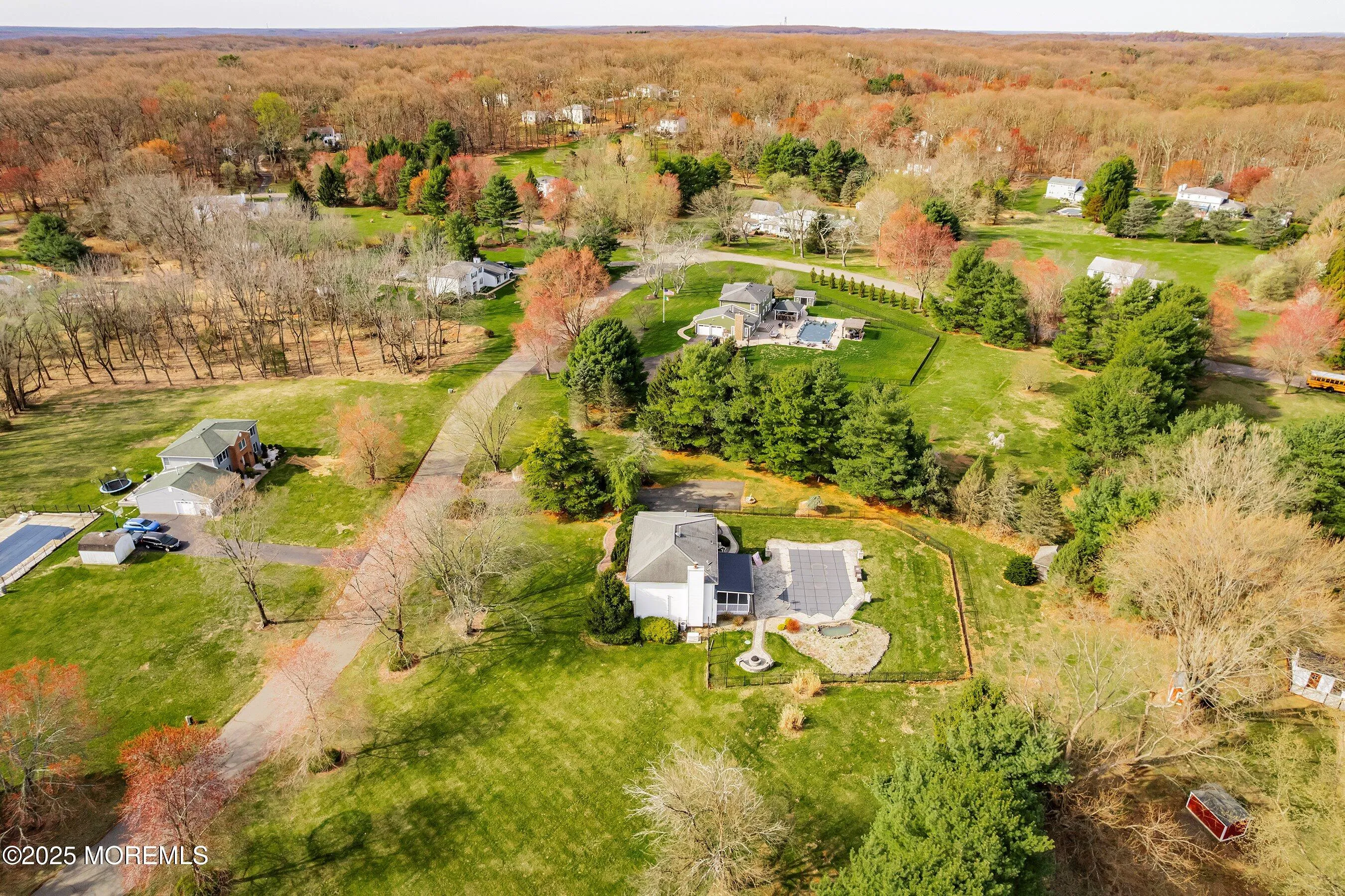 Millstone, New Jersey 08535, United States, 4 Bedrooms Bedrooms, ,3 BathroomsBathrooms,Residential,Pending,103258