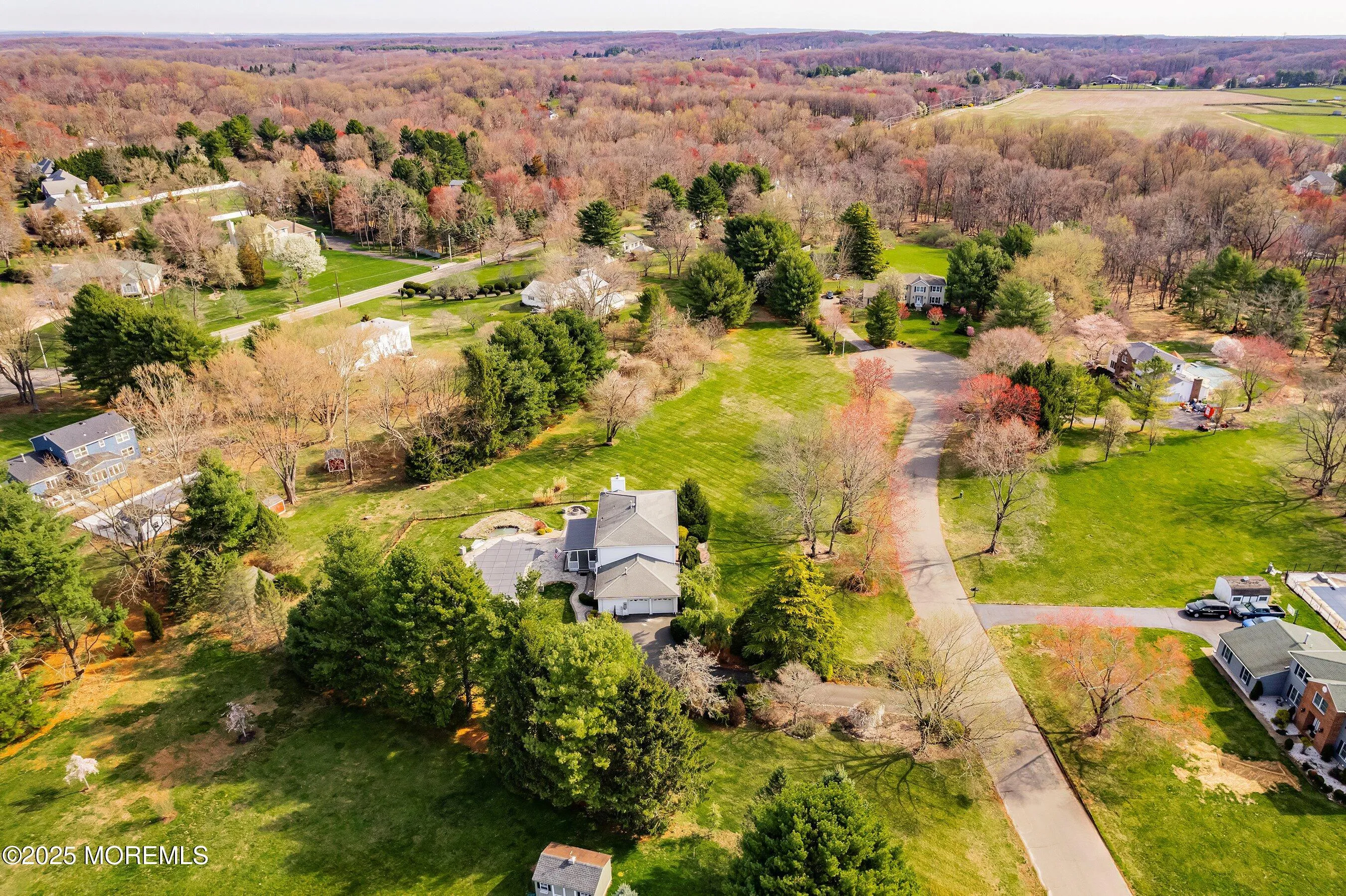 Millstone, New Jersey 08535, United States, 4 Bedrooms Bedrooms, ,3 BathroomsBathrooms,Residential,Pending,103258