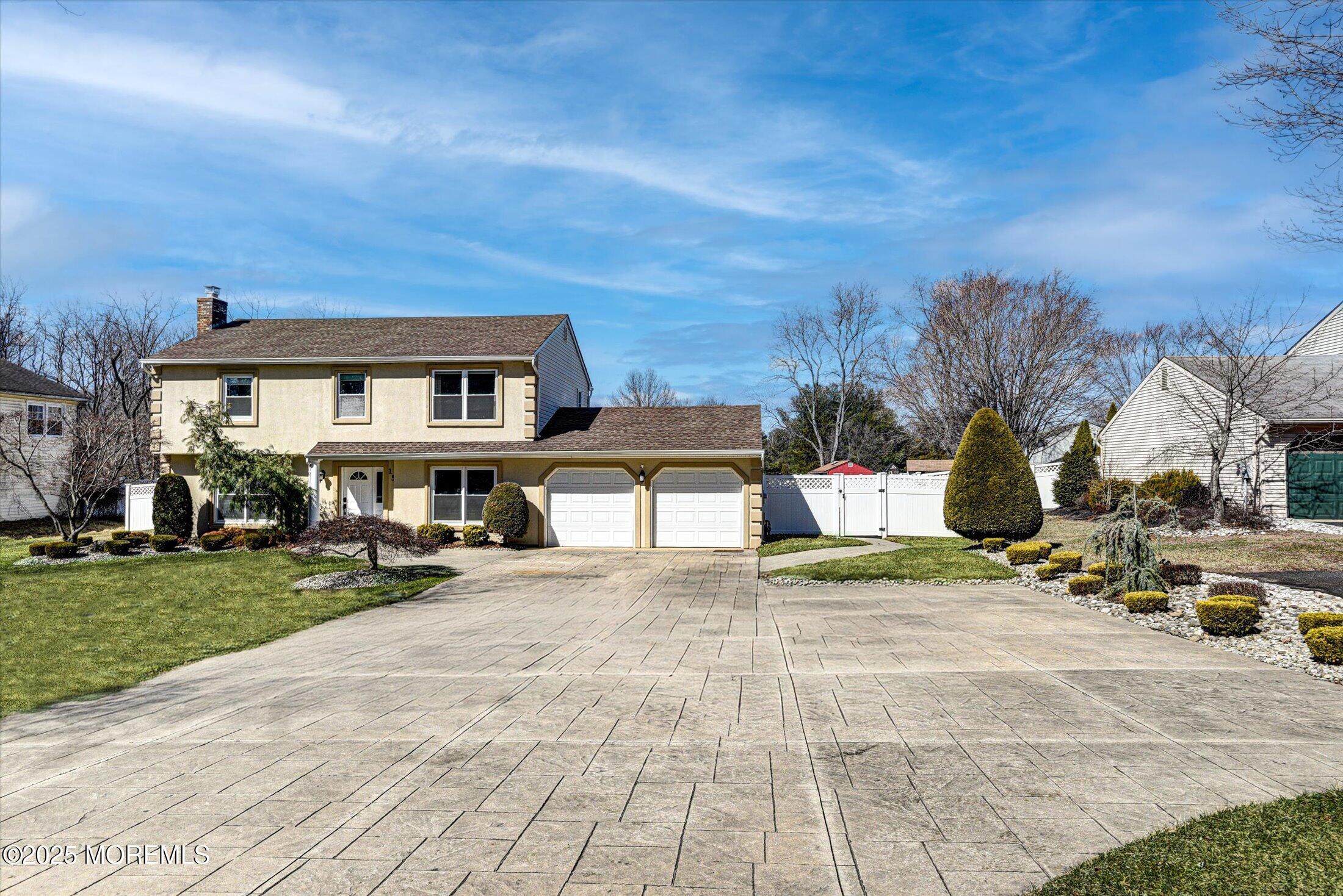 150 Sweetmans Lane, Manalapan, New Jersey image 3