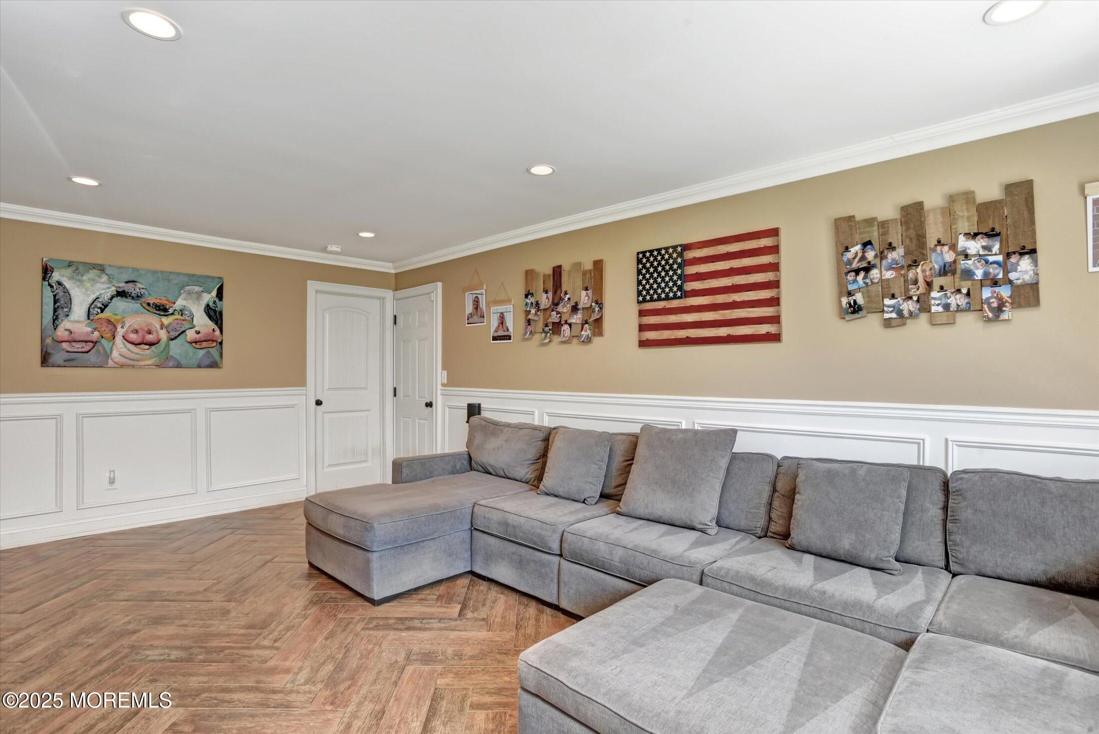 150 Sweetmans Lane, Manalapan, New Jersey image 23