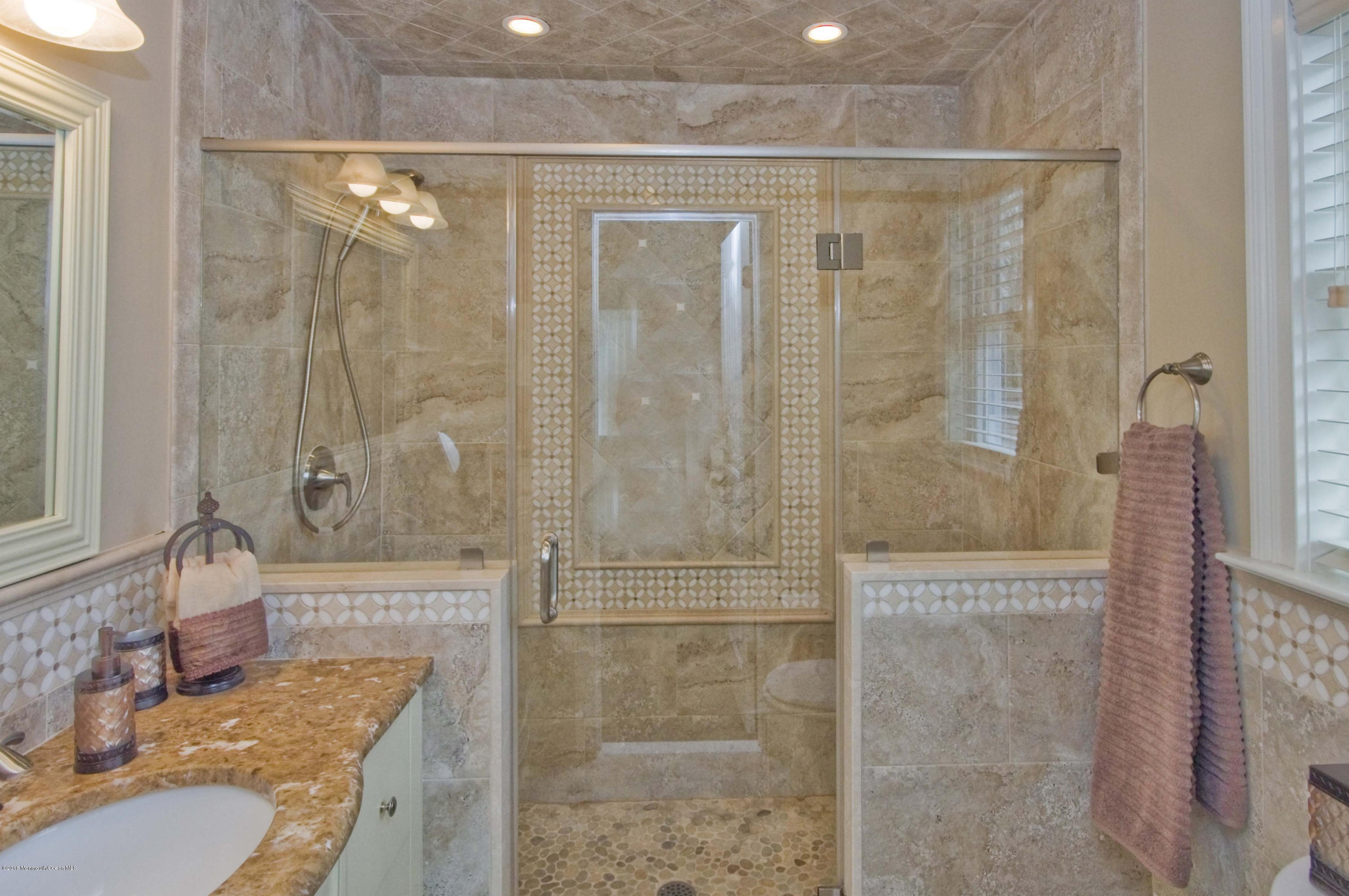 150 Sweetmans Lane, Manalapan, New Jersey image 25