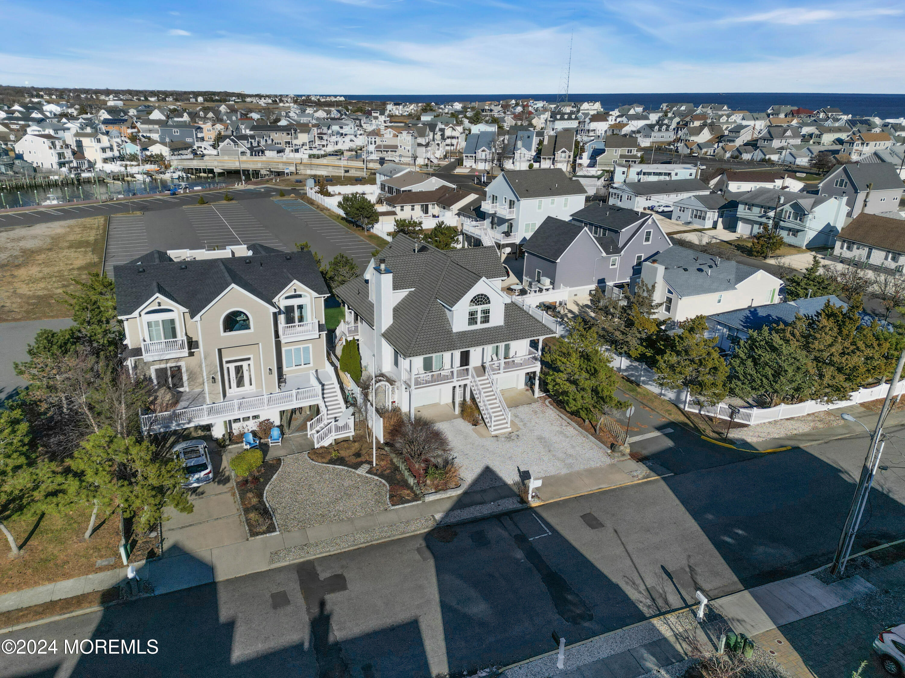 2 Captains Court, Manasquan, New Jersey image 2