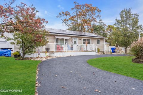 120 Oakwood Drive Brick NJ 08723