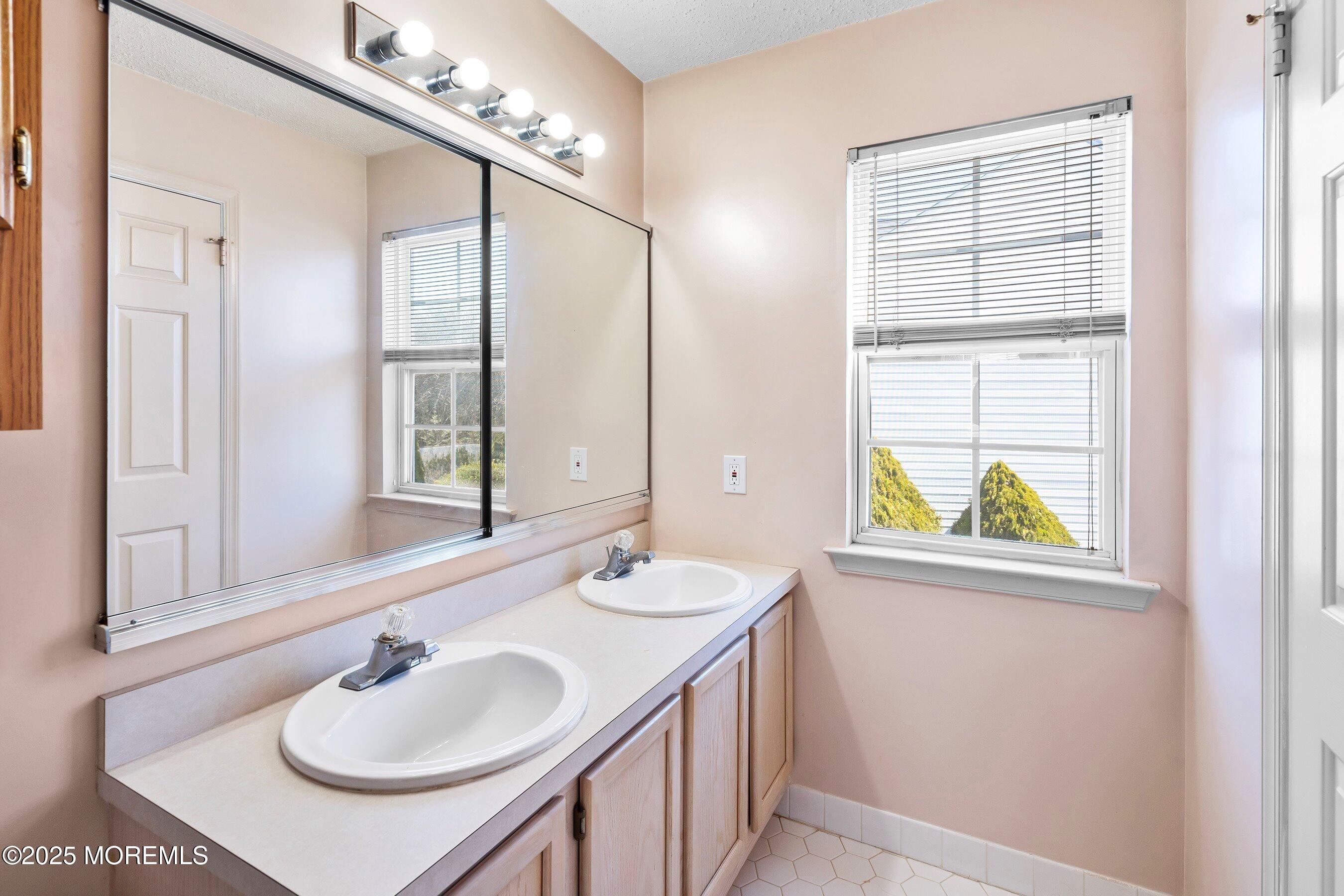 66 N Sailors Quay Drive, Brick, New Jersey image 26