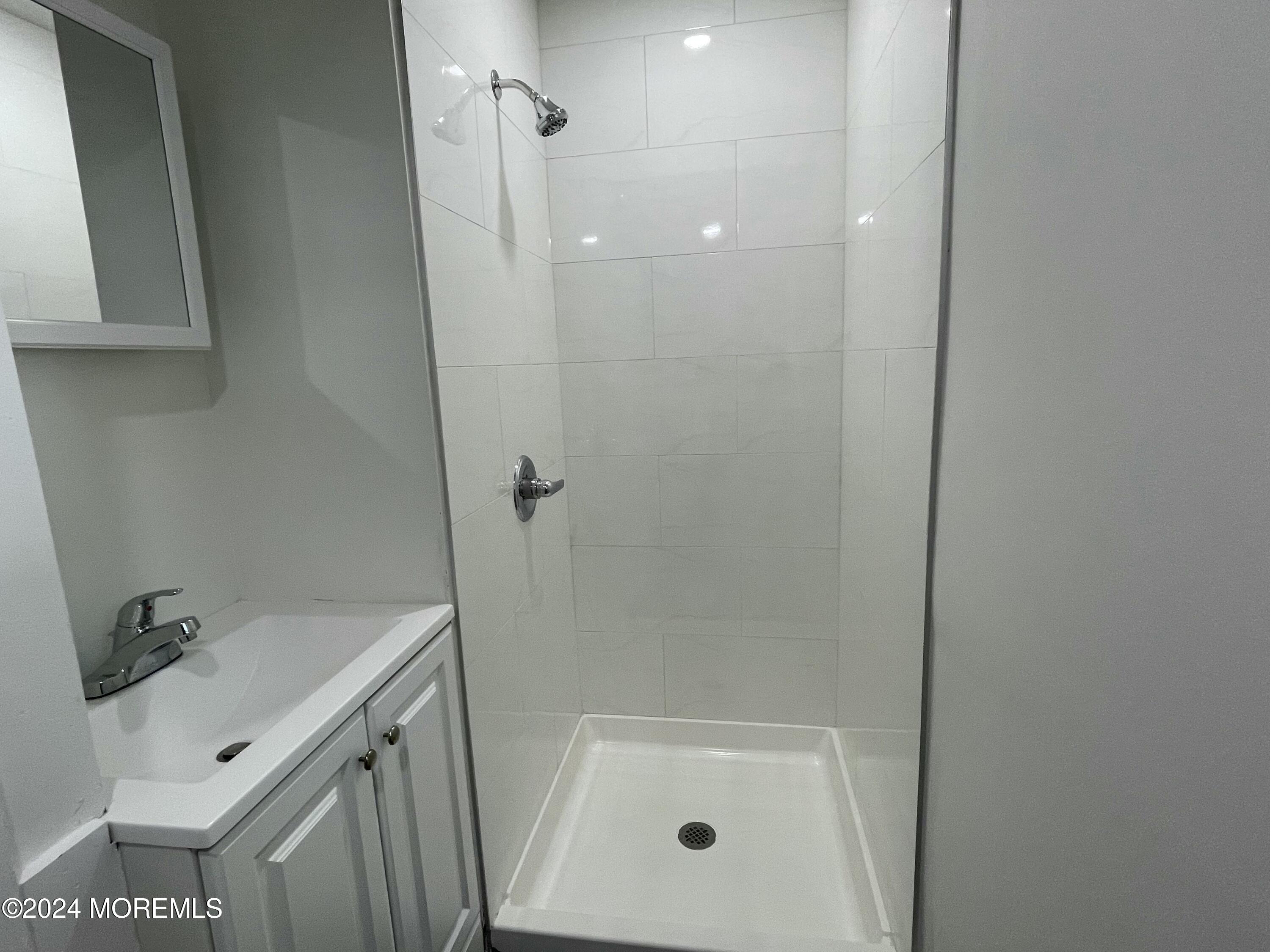 246-250 Rock Avenue, North Plainfield, New Jersey image 21