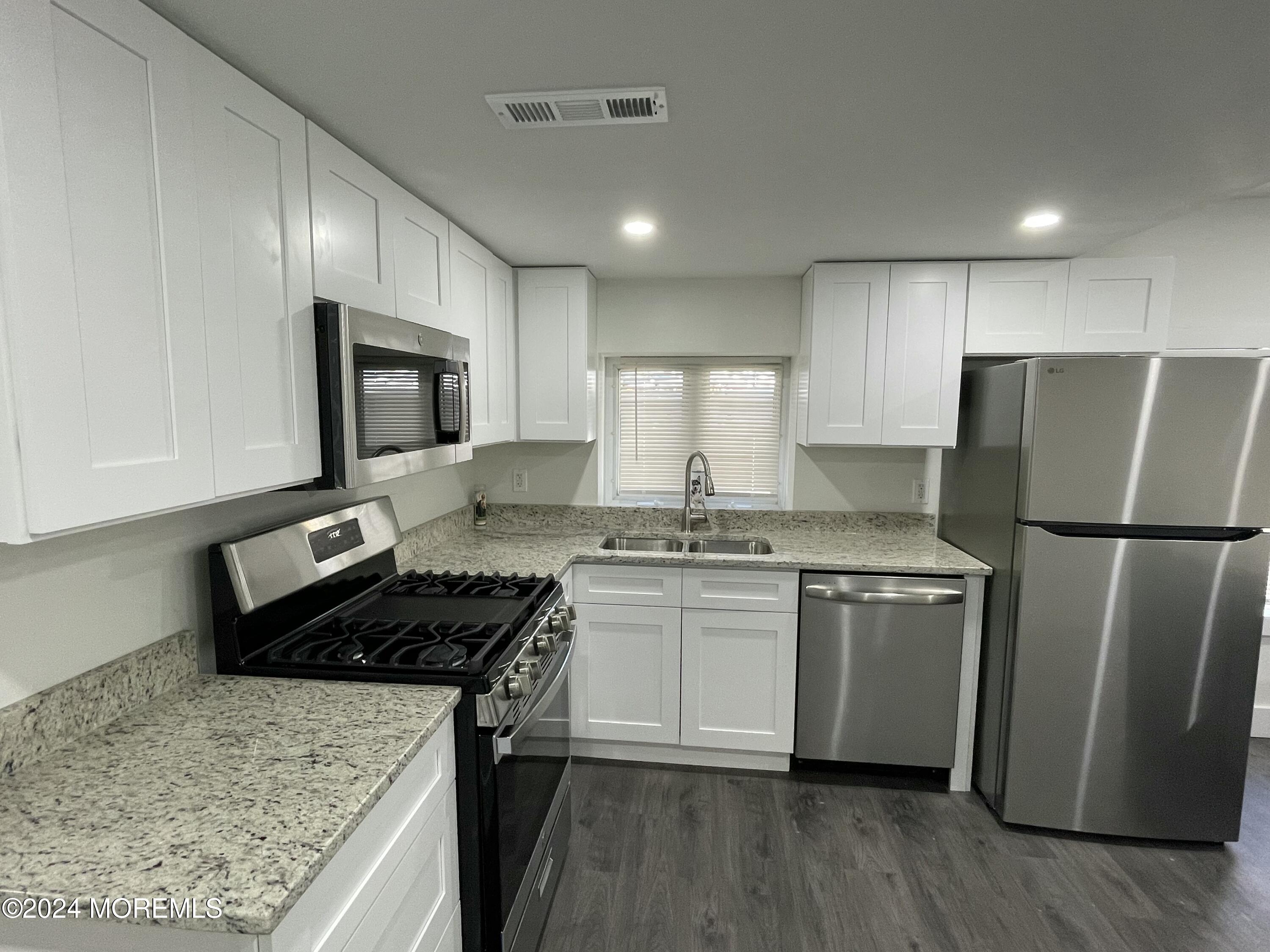 246-250 Rock Avenue, North Plainfield, New Jersey image 14
