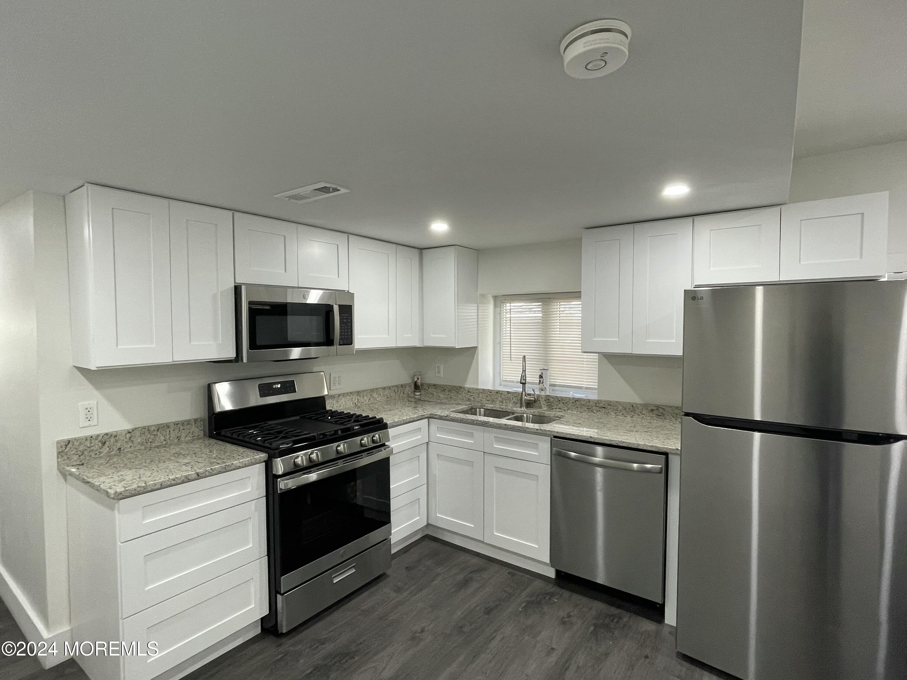 246-250 Rock Avenue, North Plainfield, New Jersey image 12