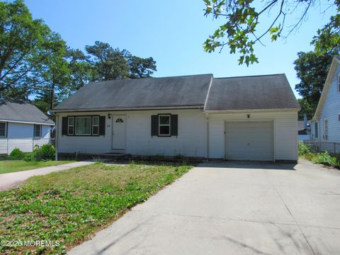 Homes For Sale - 45 Red Wing Avenue<br/> Brick, NJ 08723
