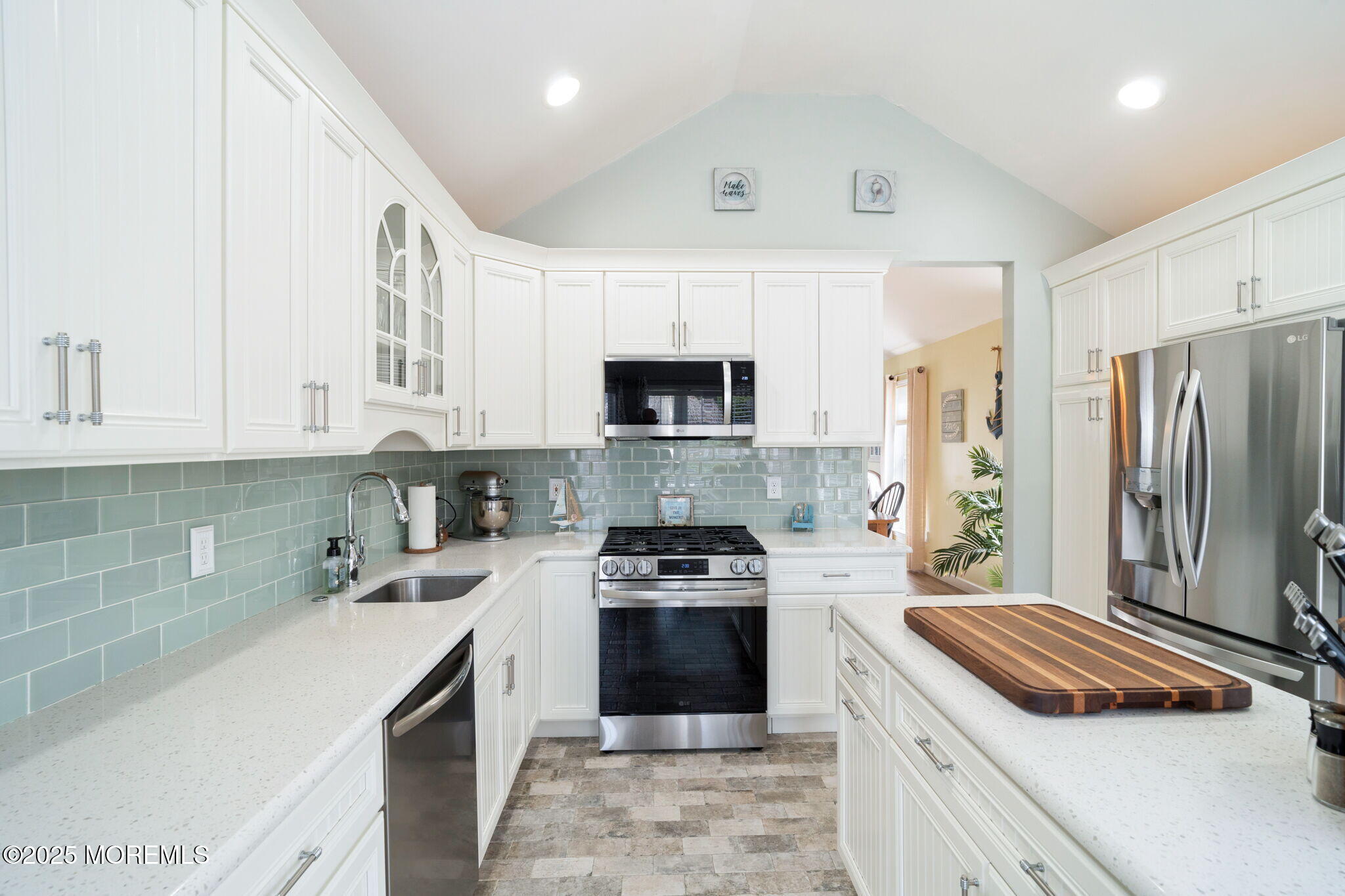 272 Buoy Avenue, Manahawkin, New Jersey image 21