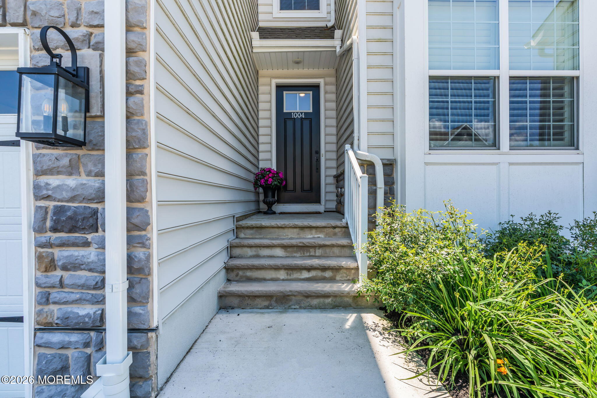 1004 Pheasant Lane 203