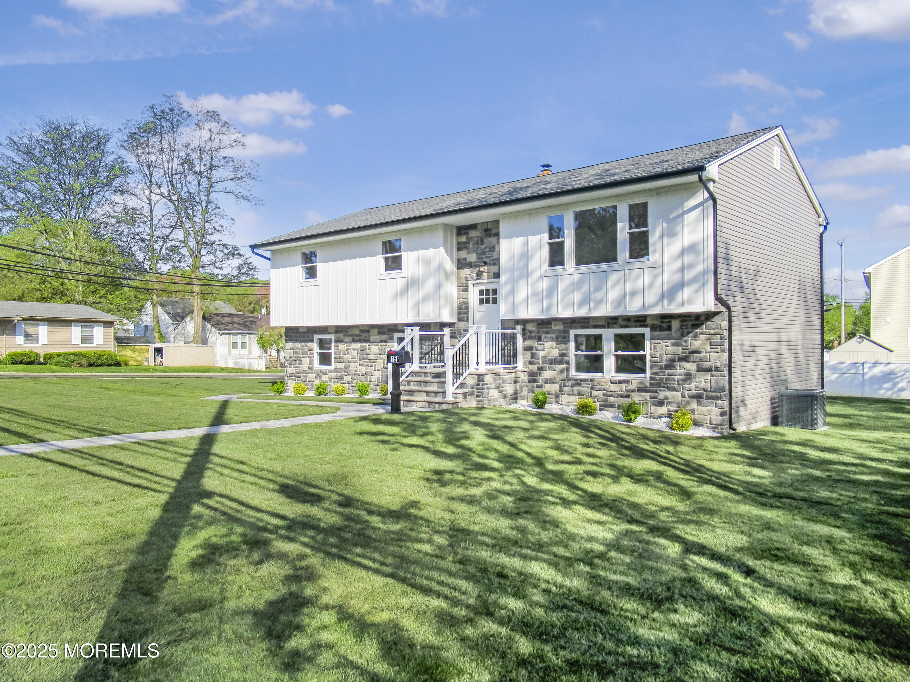 156 Cliffwood Avenue, Cliffwood, New Jersey image 2