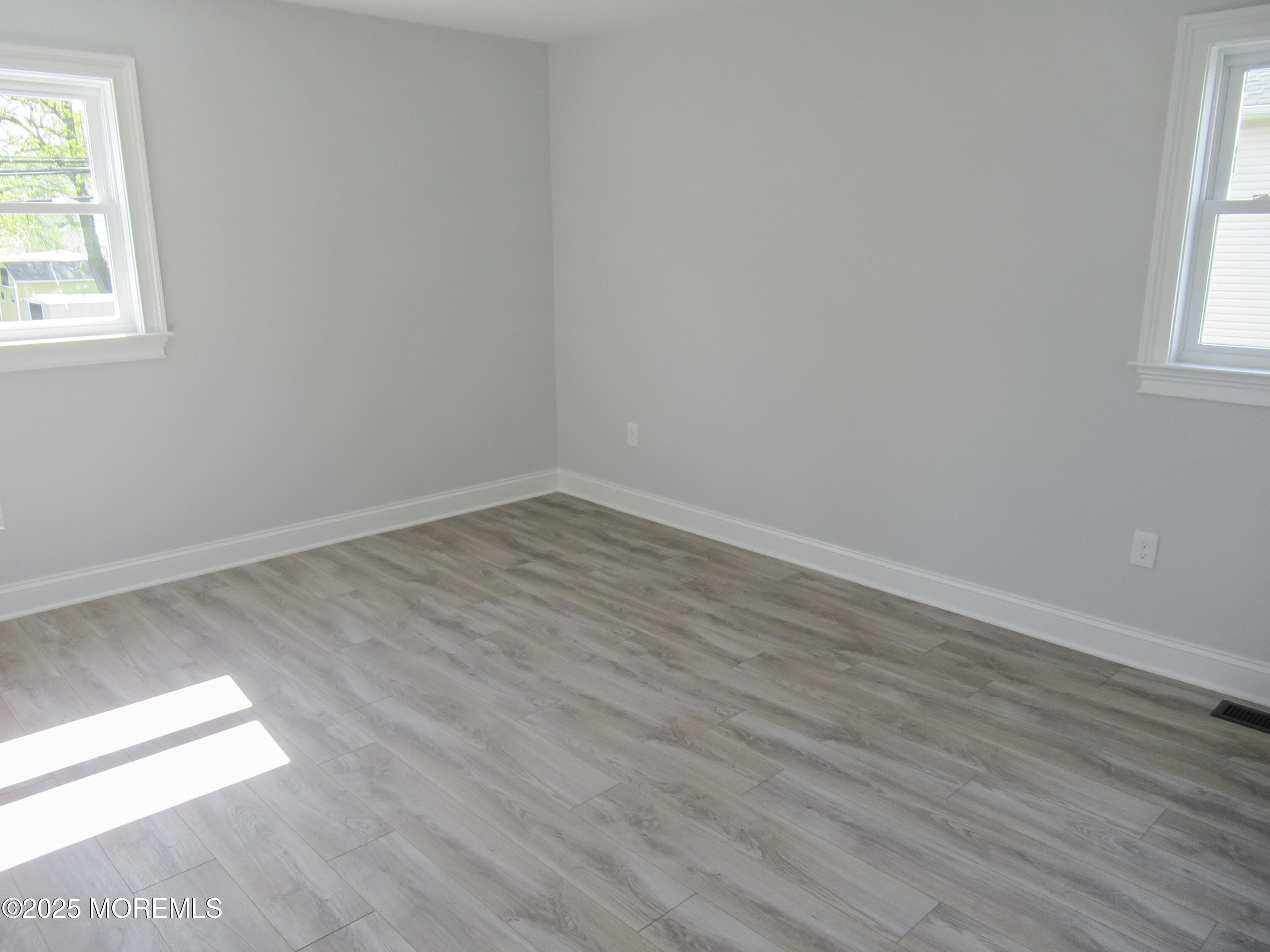 156 Cliffwood Avenue, Cliffwood, New Jersey image 17