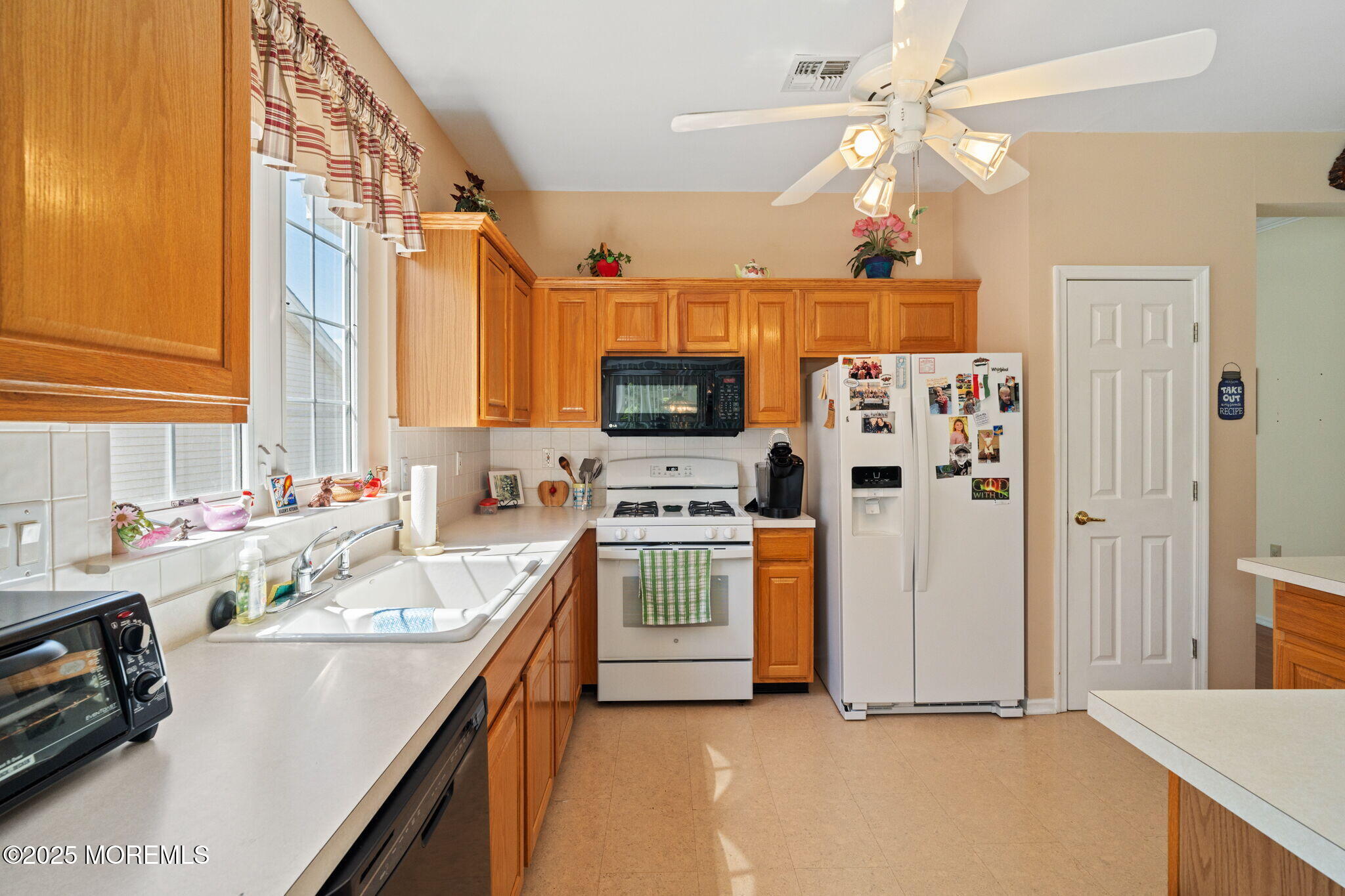 4 Forest Lake Court, Barnegat, New Jersey image 16