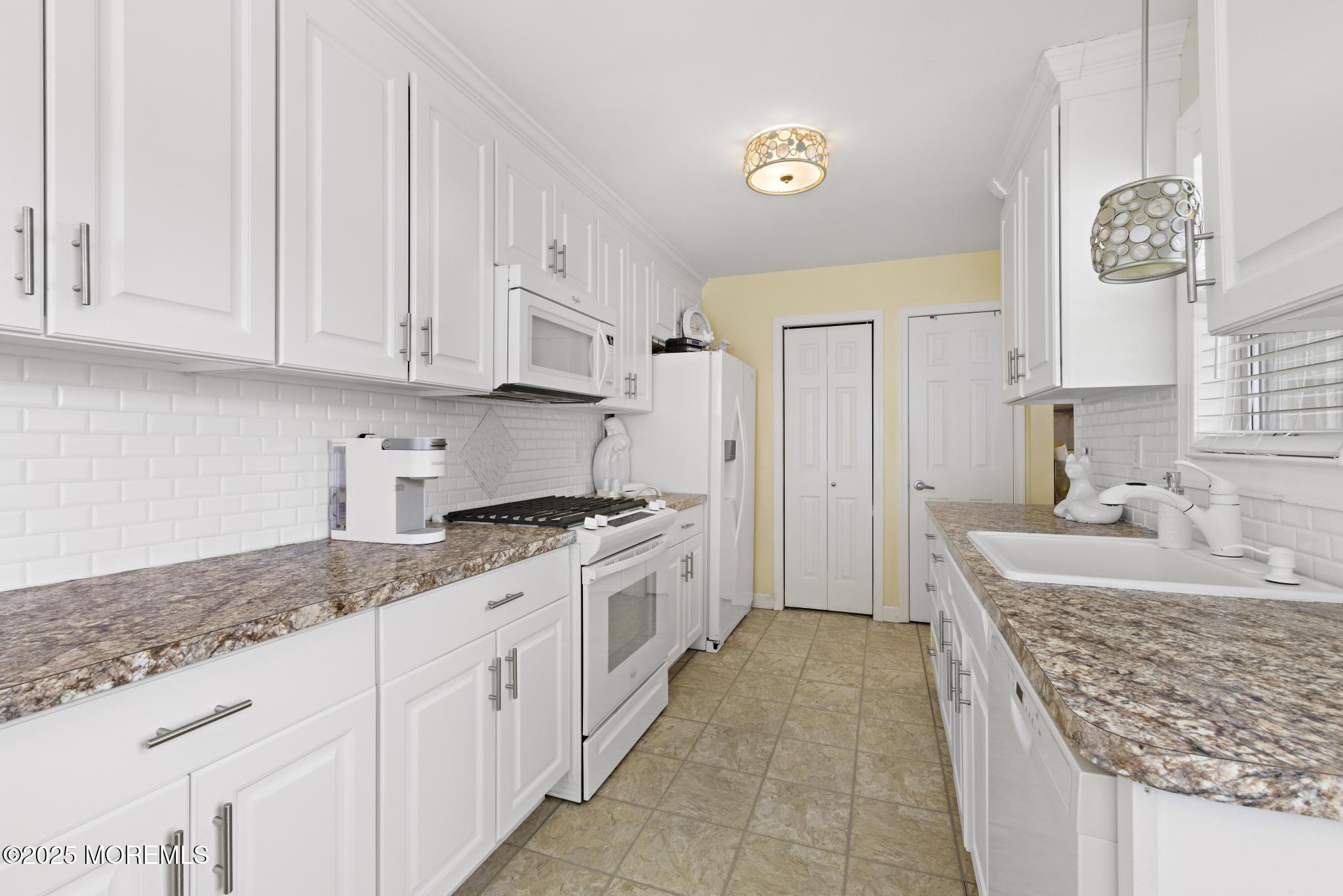 133 Longwood Drive, Manahawkin, New Jersey image 6