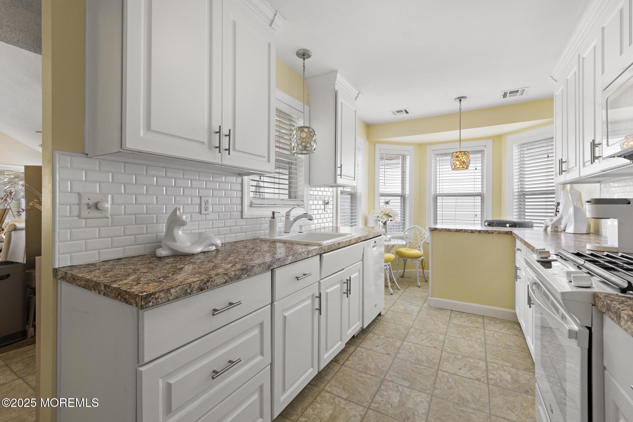 133 Longwood Drive, Manahawkin, New Jersey image 4