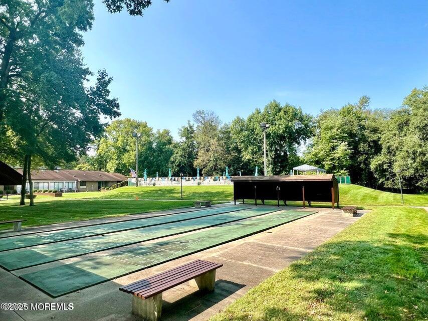 77 Overlook Way #B, Manalapan, New Jersey image 21