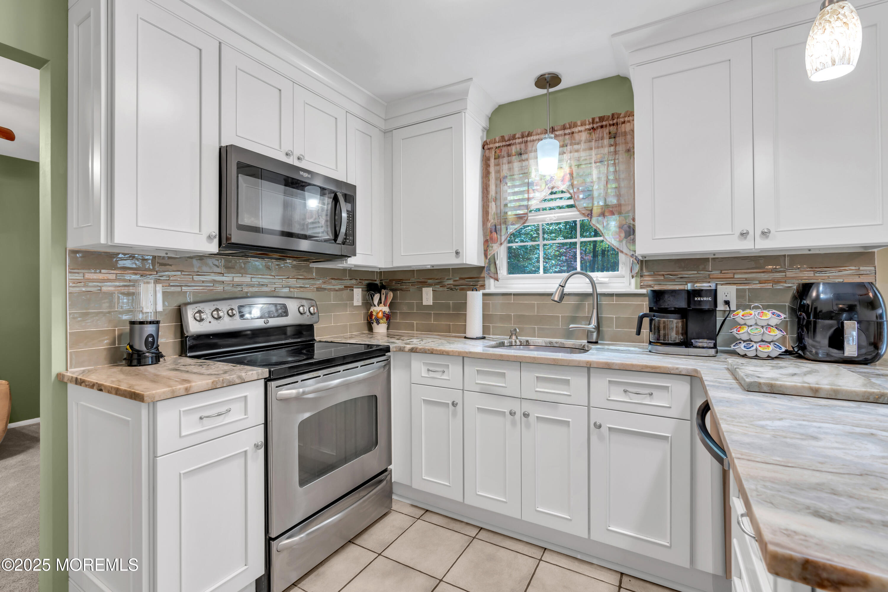 14 Feathertree Court, Howell, New Jersey image 25