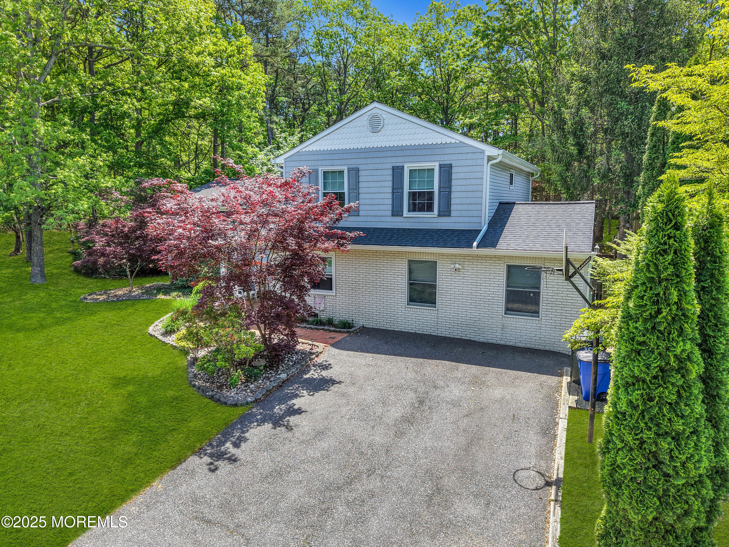 14 Feathertree Court, Howell, New Jersey image 8