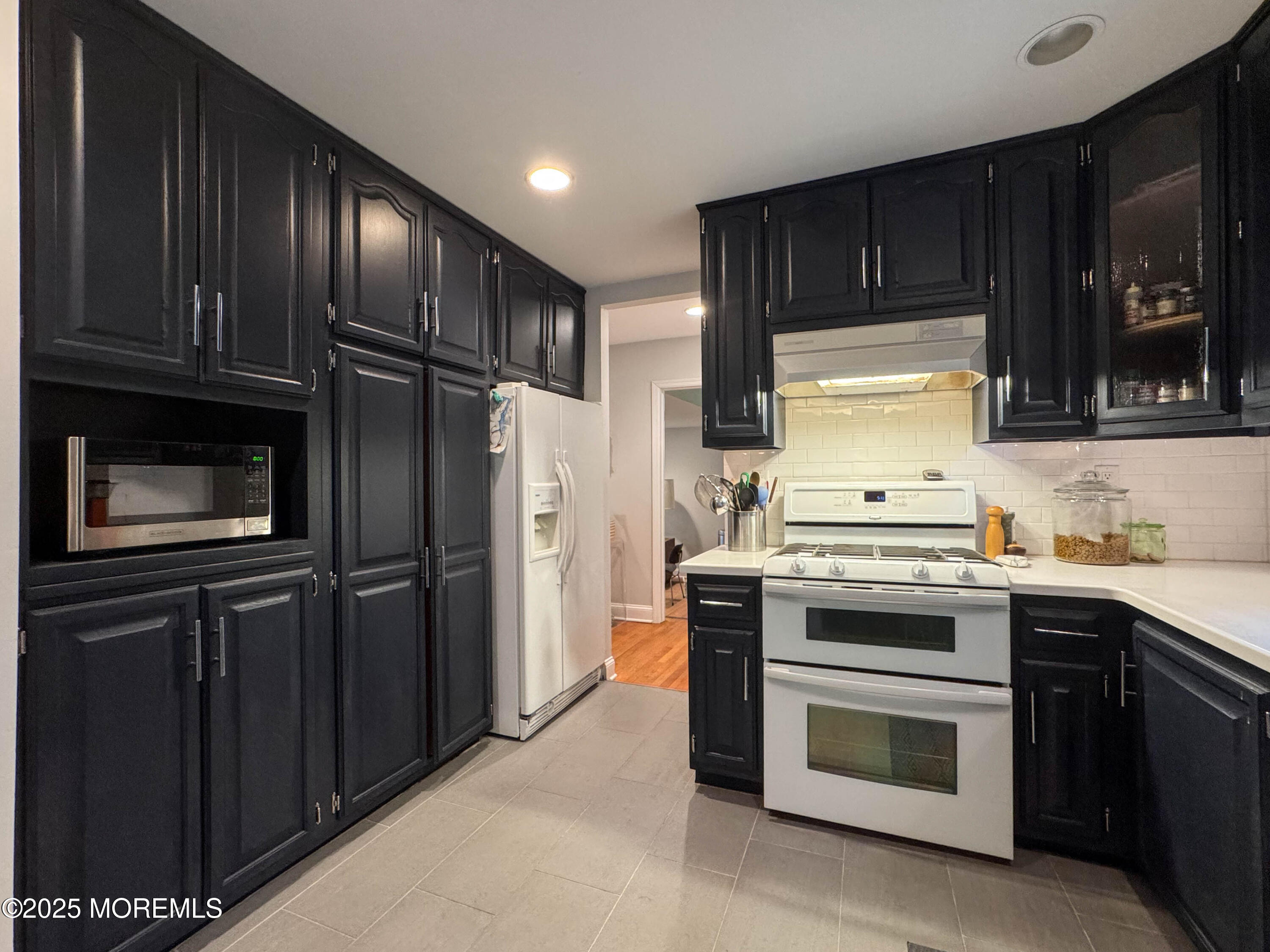 11 Galewood Drive, Holmdel, New Jersey image 6