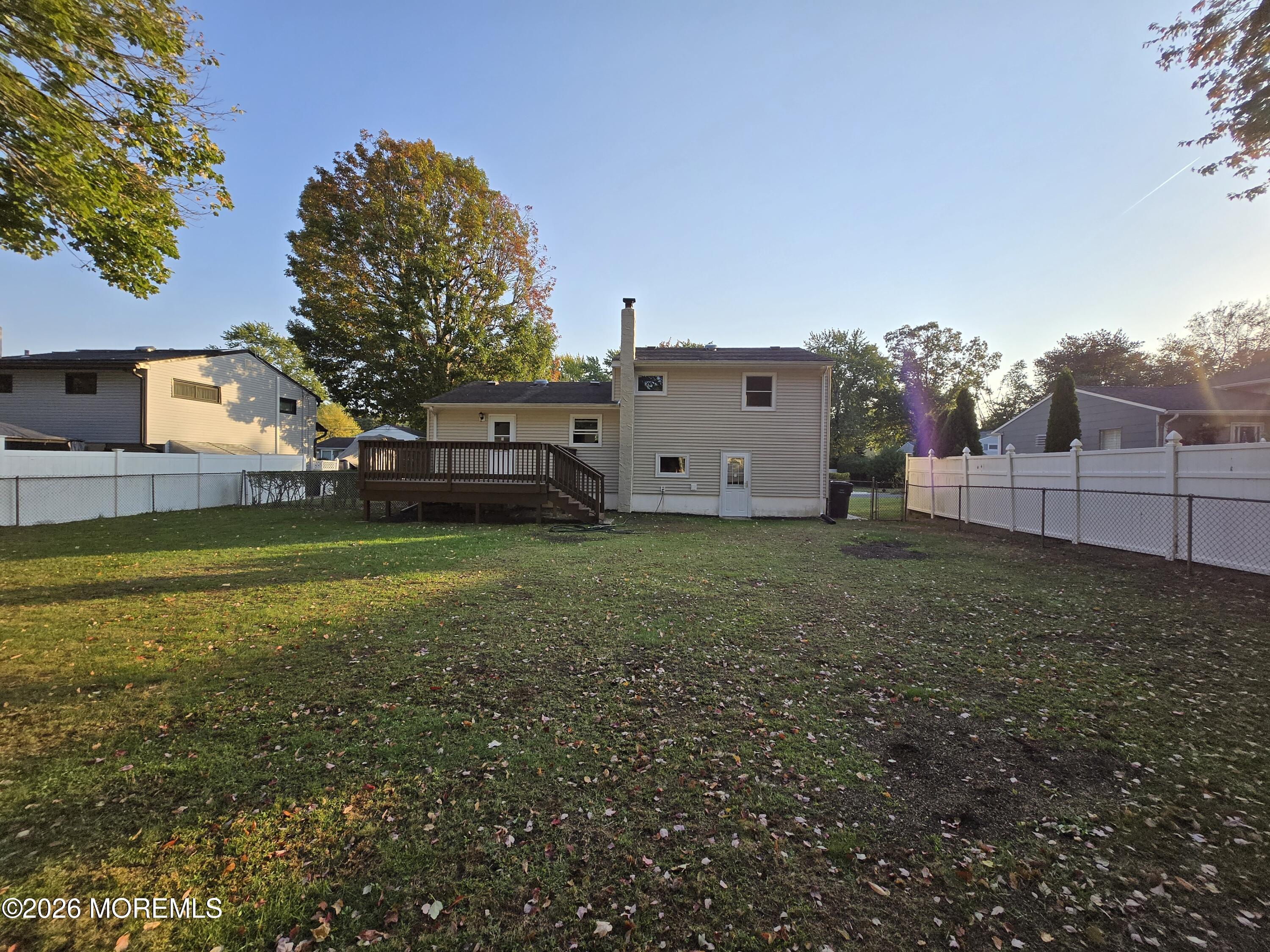 1125 Interlaken Avenue
