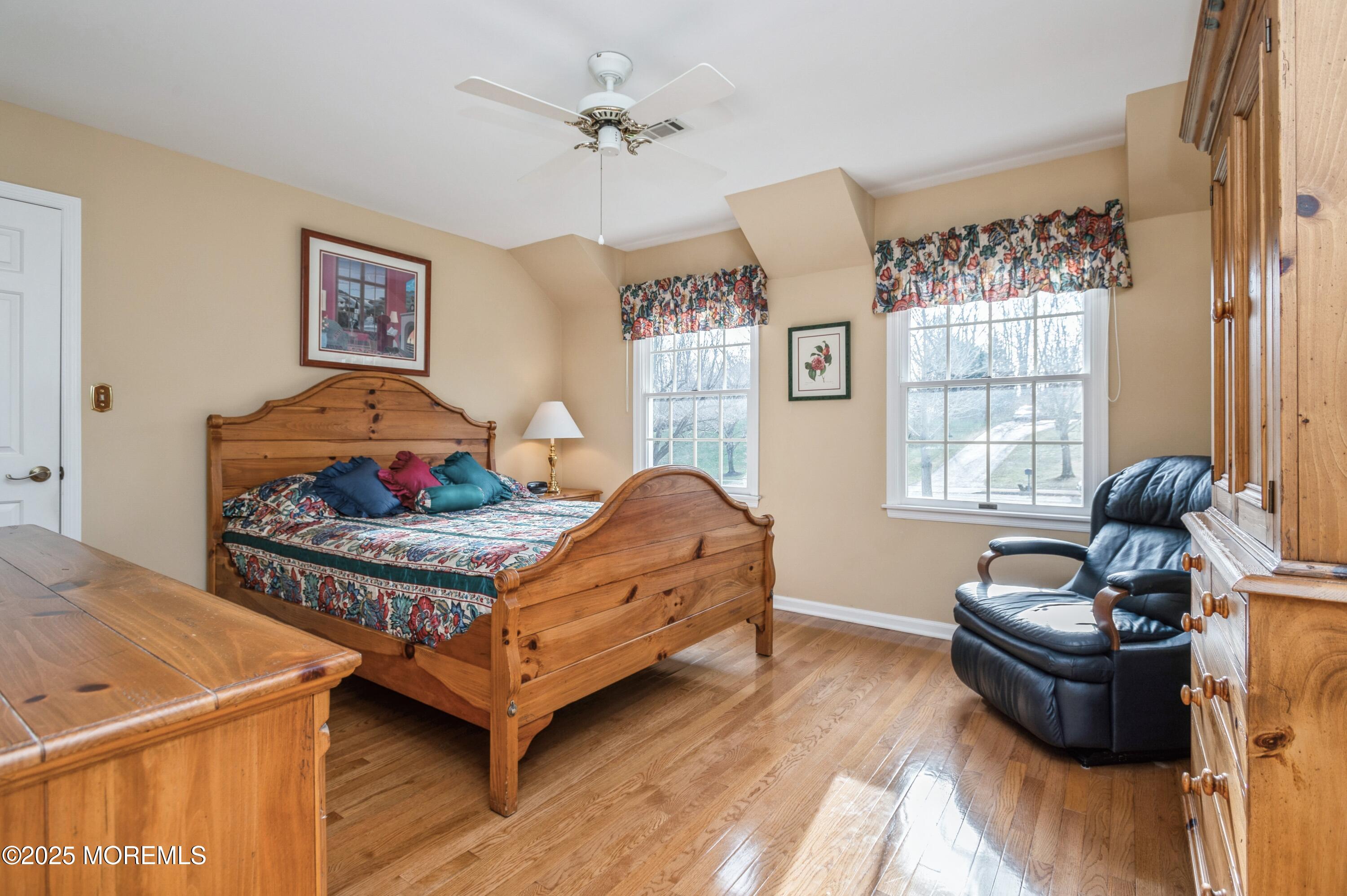 25 Wesley Court, Eatontown, New Jersey image 38