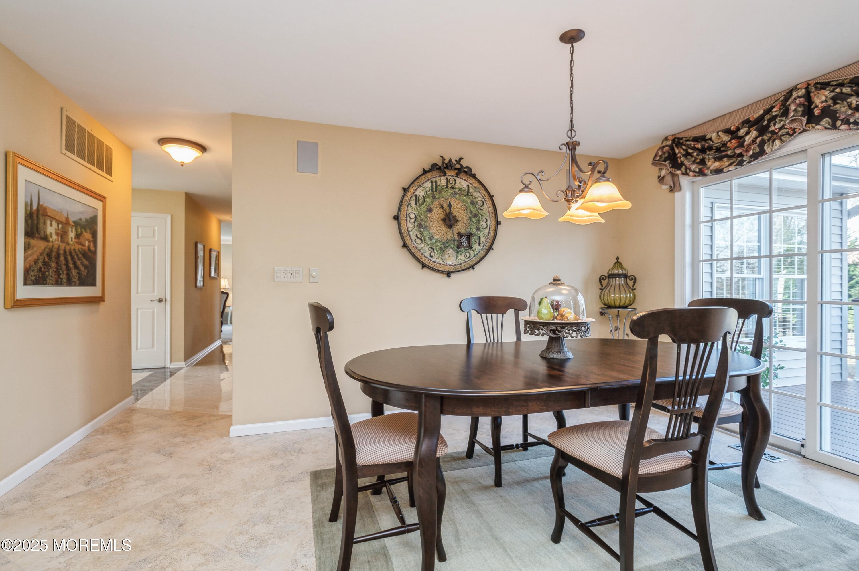 25 Wesley Court, Eatontown, New Jersey image 16