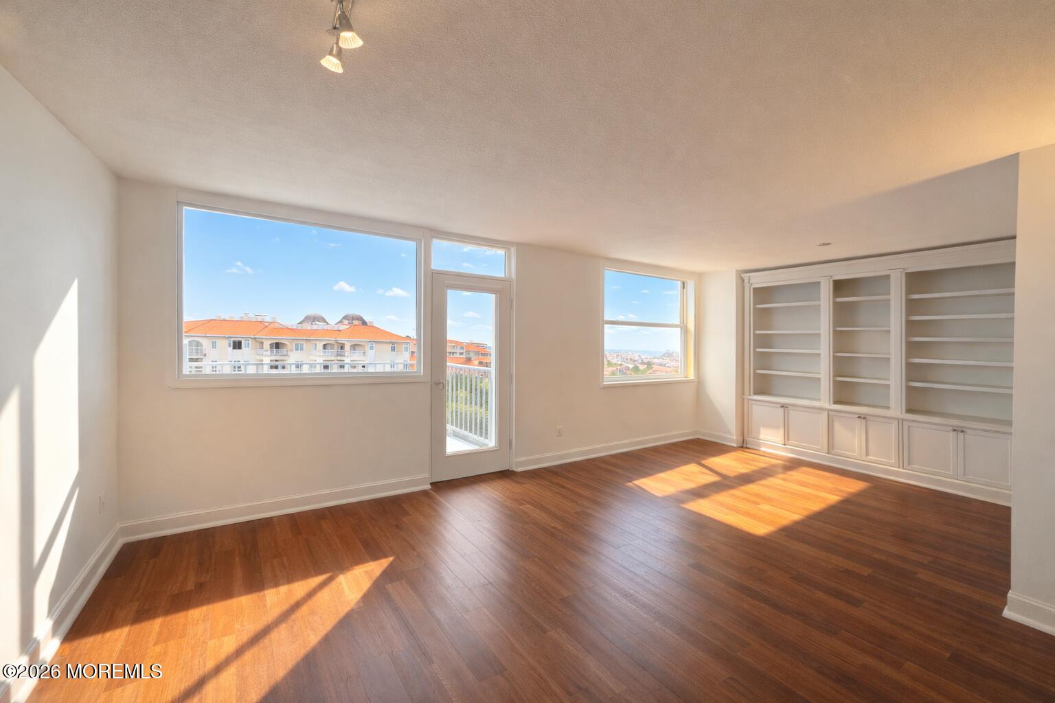 675 Ocean Avenue N 6M