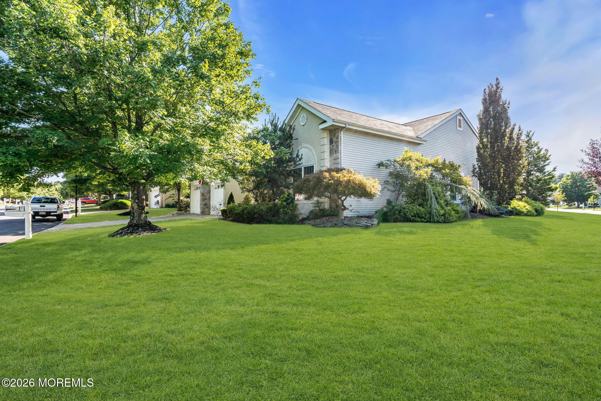 1 Turnberry Place