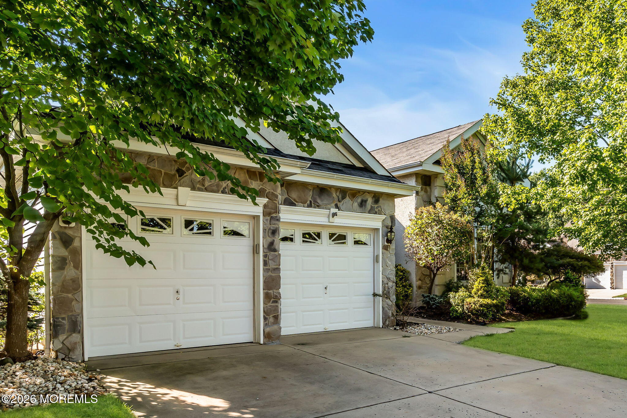 1 Turnberry Place