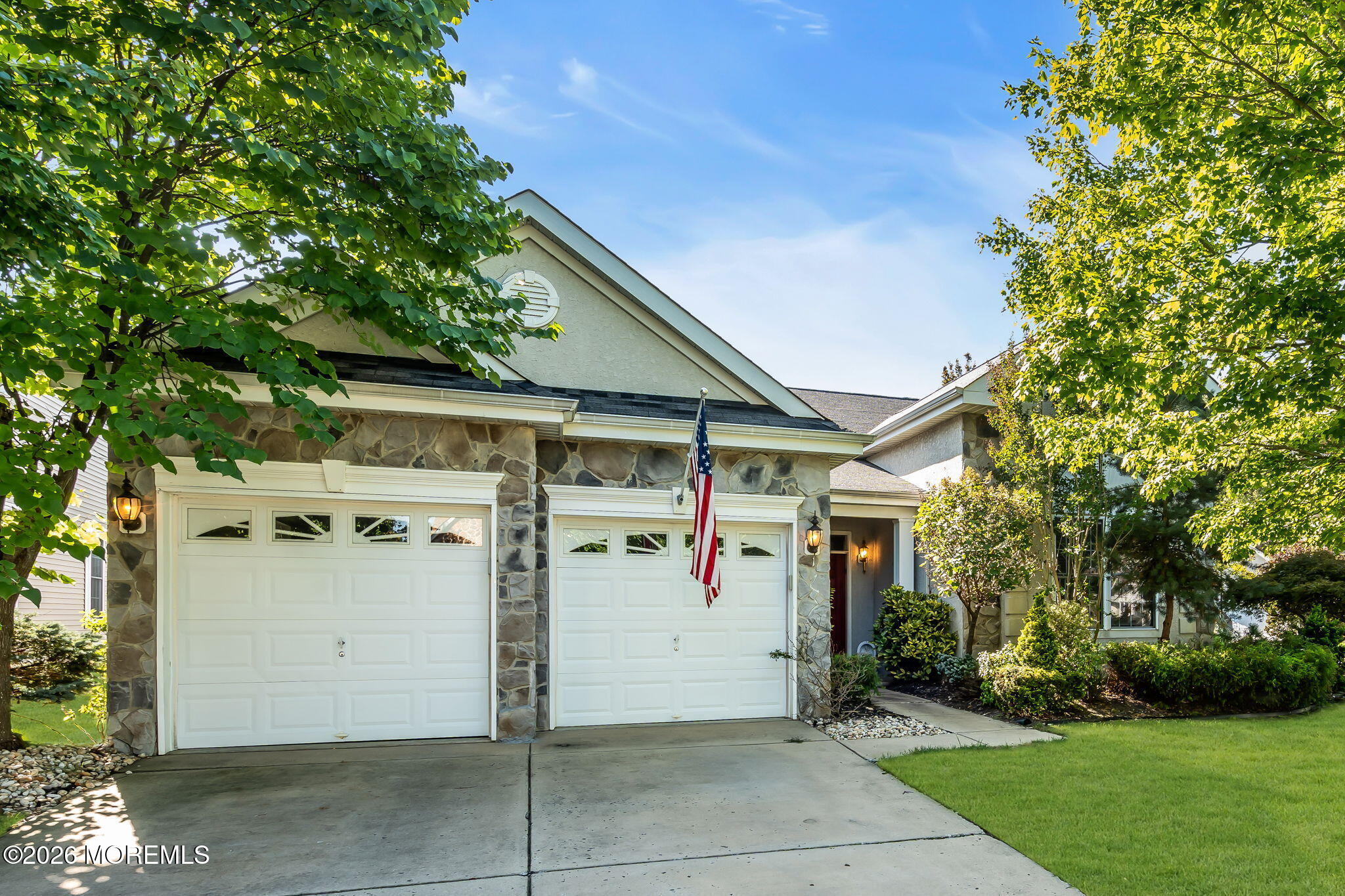 1 Turnberry Place