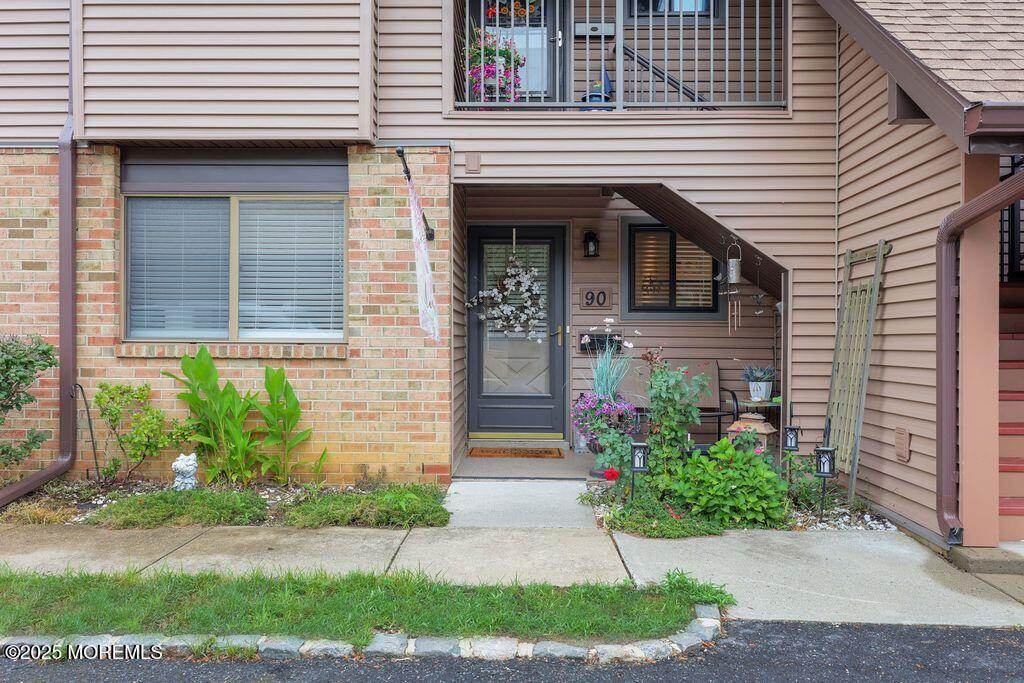 90 Friendship Court